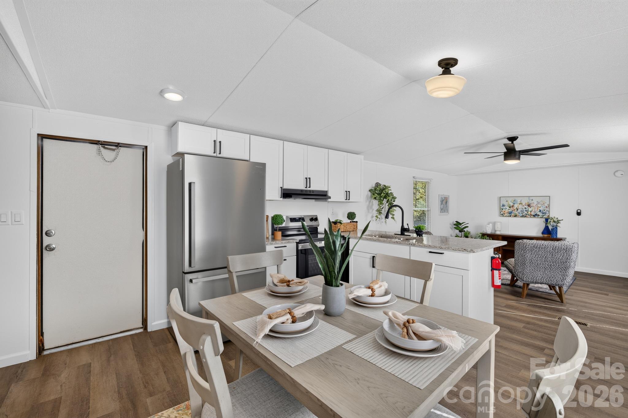 1504 Dulatown Road Property Photo 8