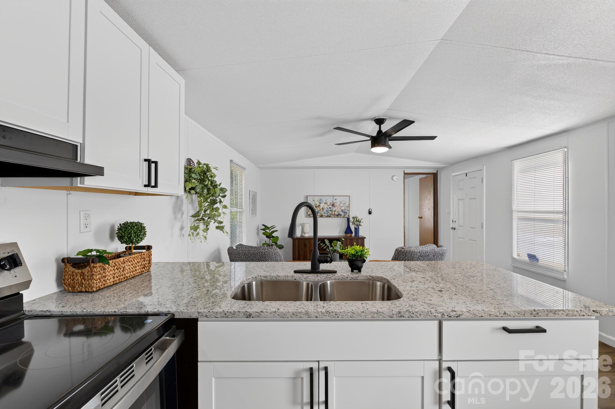 1504 Dulatown Road Property Photo 12