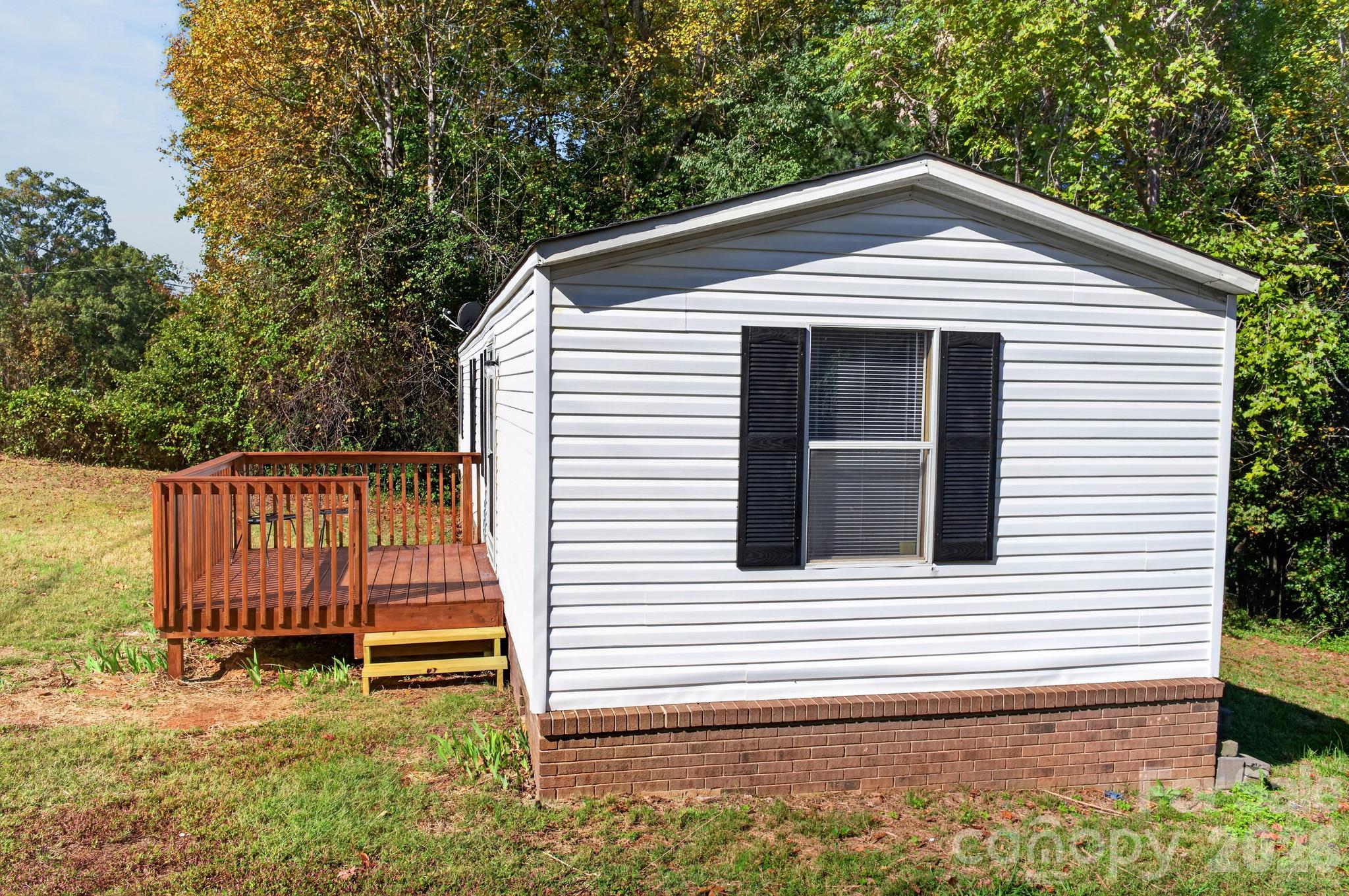 1504 Dulatown Road Property Photo 24