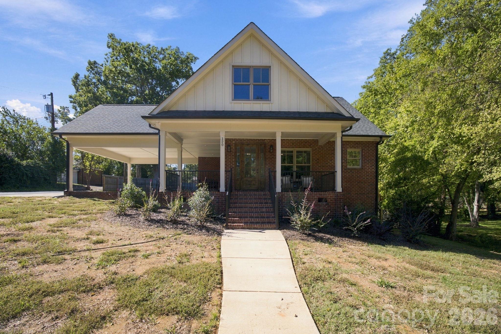 120 S Crawford Street Property Photo 2