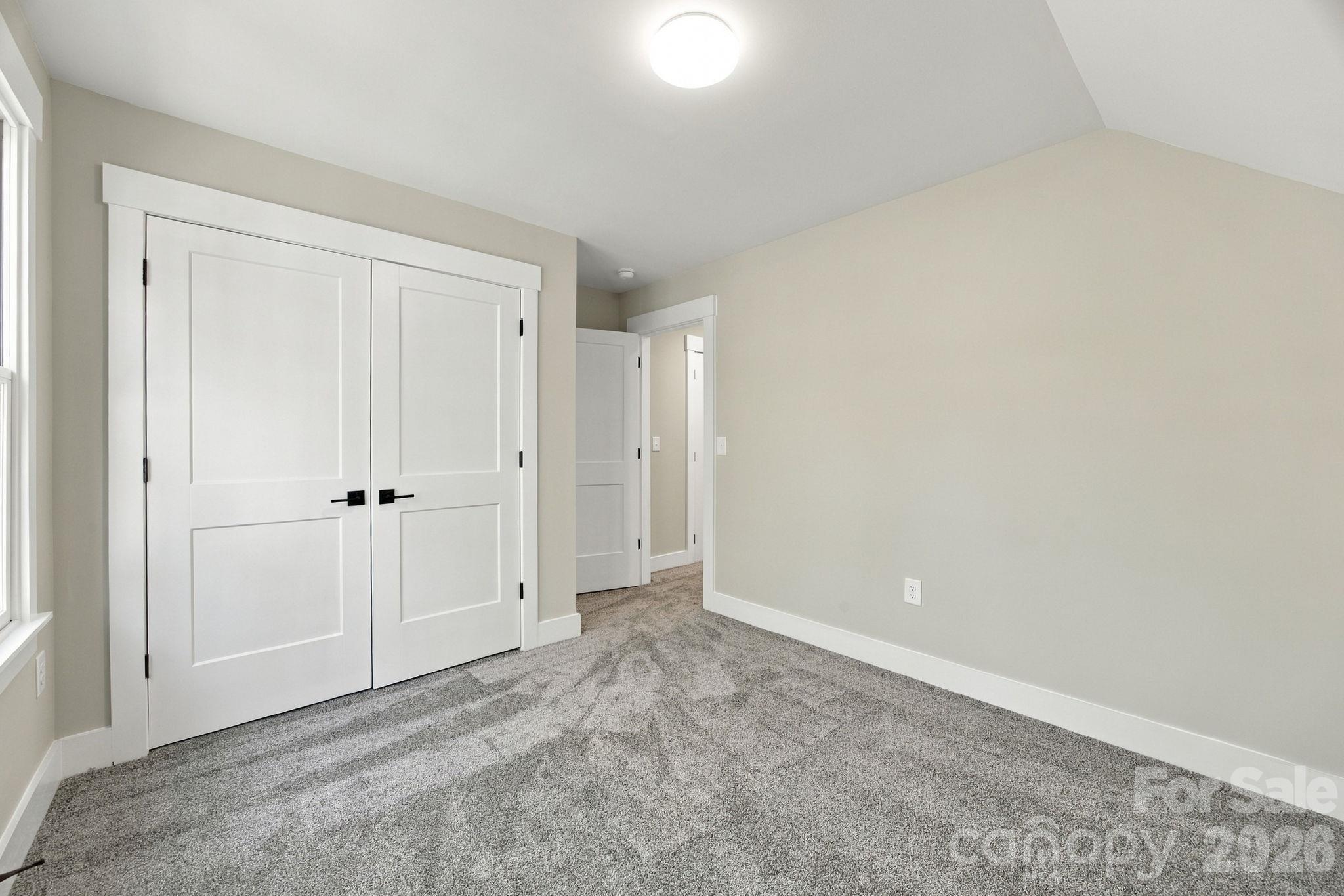 120 S Crawford Street Property Photo 23