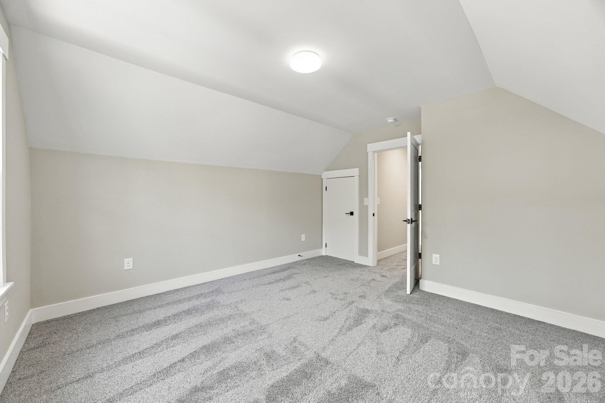 120 S Crawford Street Property Photo 27