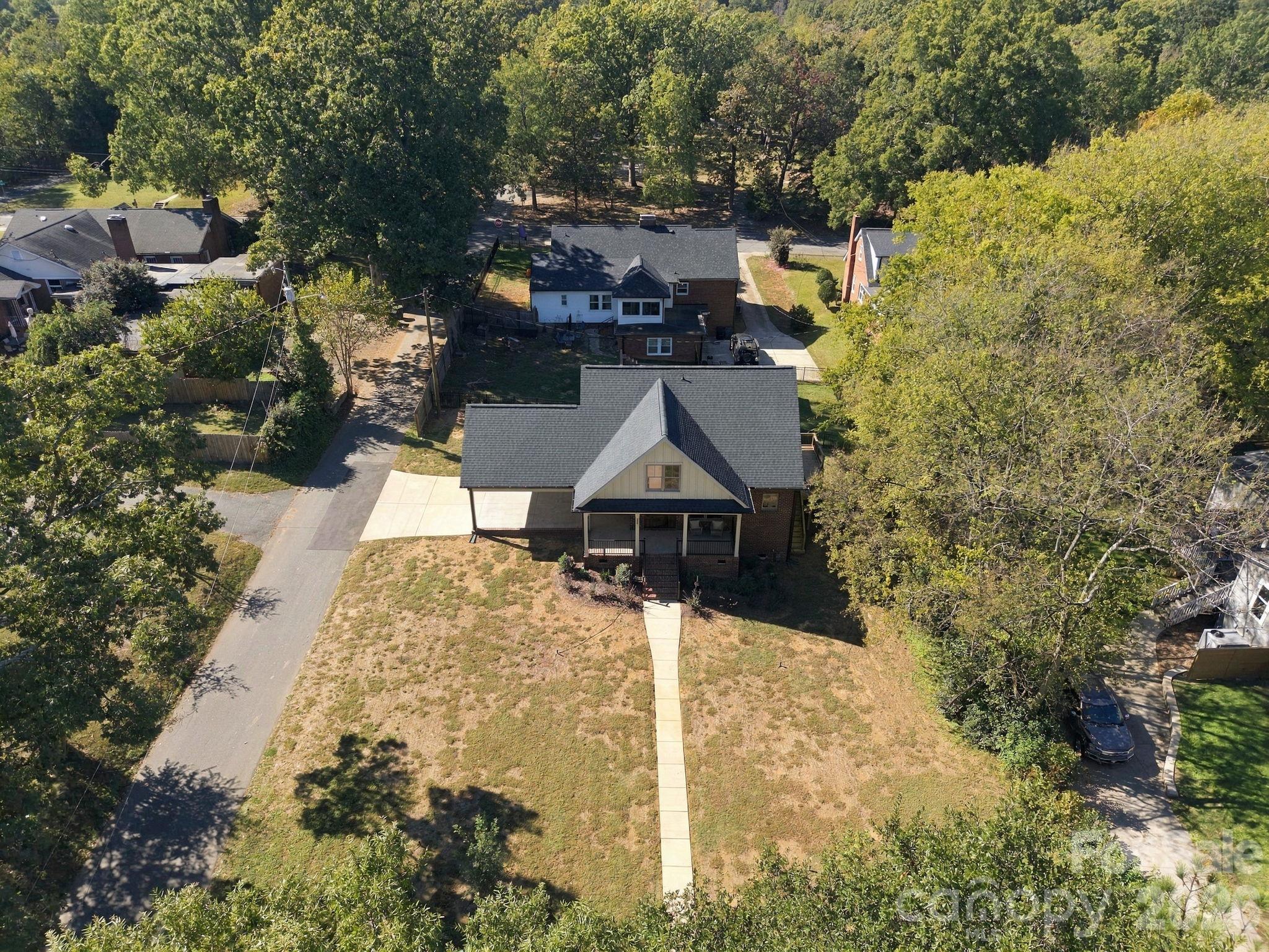 120 S Crawford Street Property Photo 42
