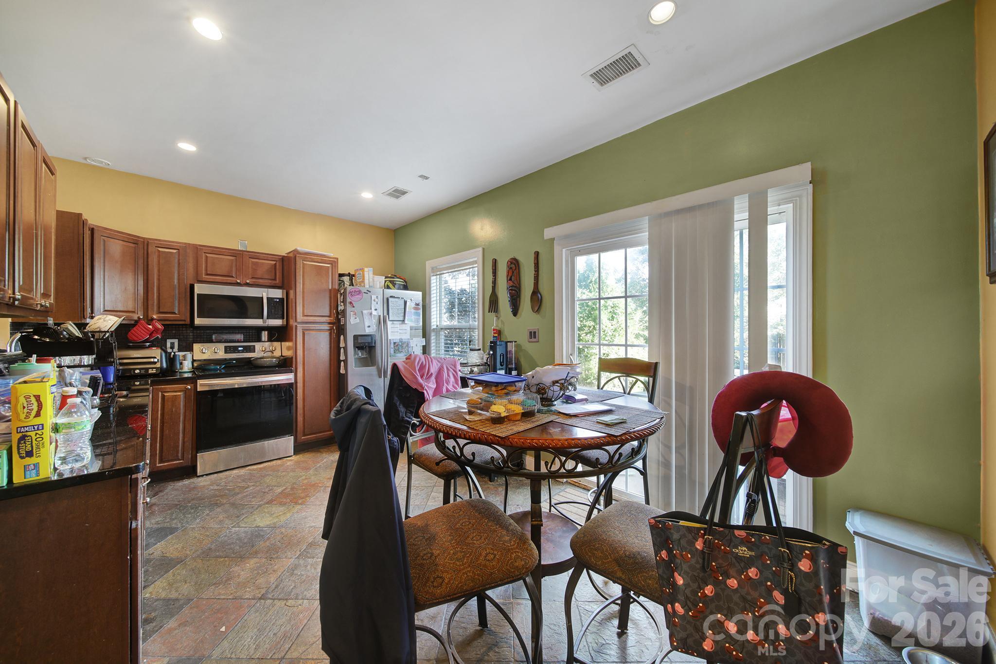 6029 Timbertop Lane Property Photo 5