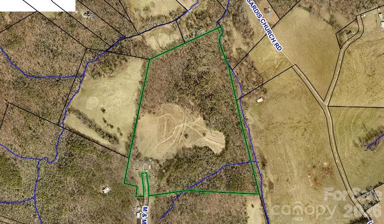 2818 M And M Drive Property Photo 1