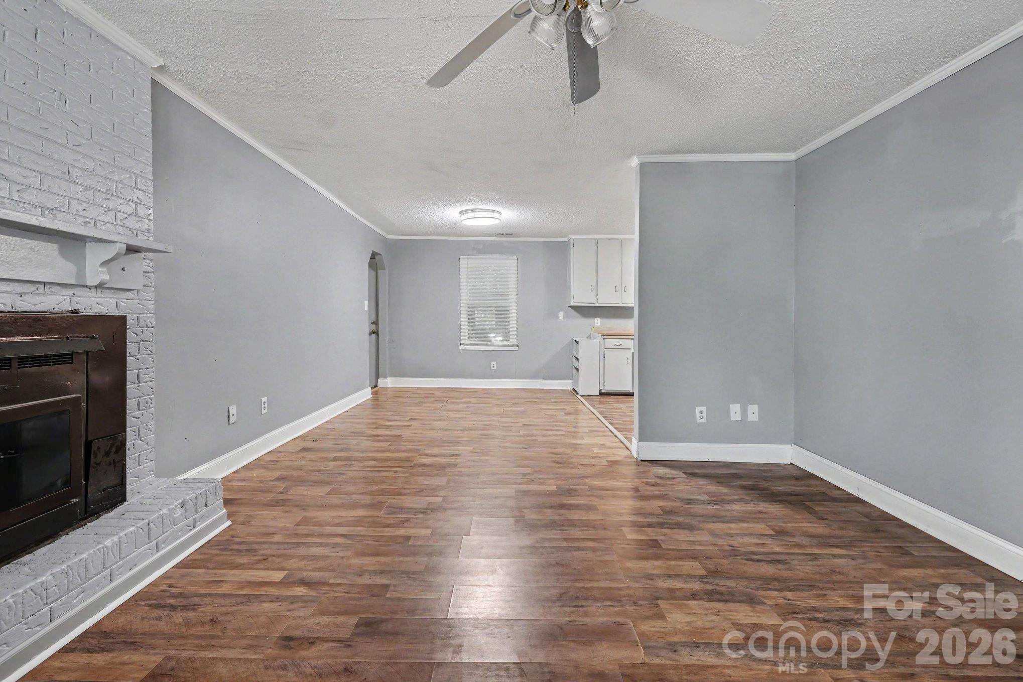 306 Hubbard Street Property Photo 9