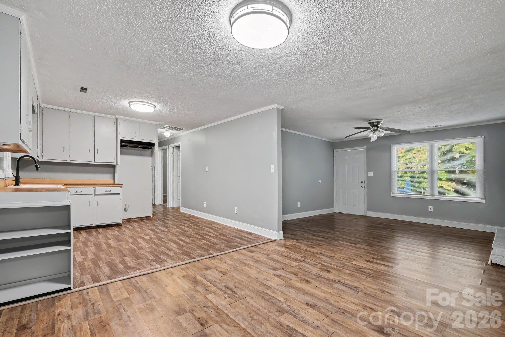 306 Hubbard Street Property Photo 16