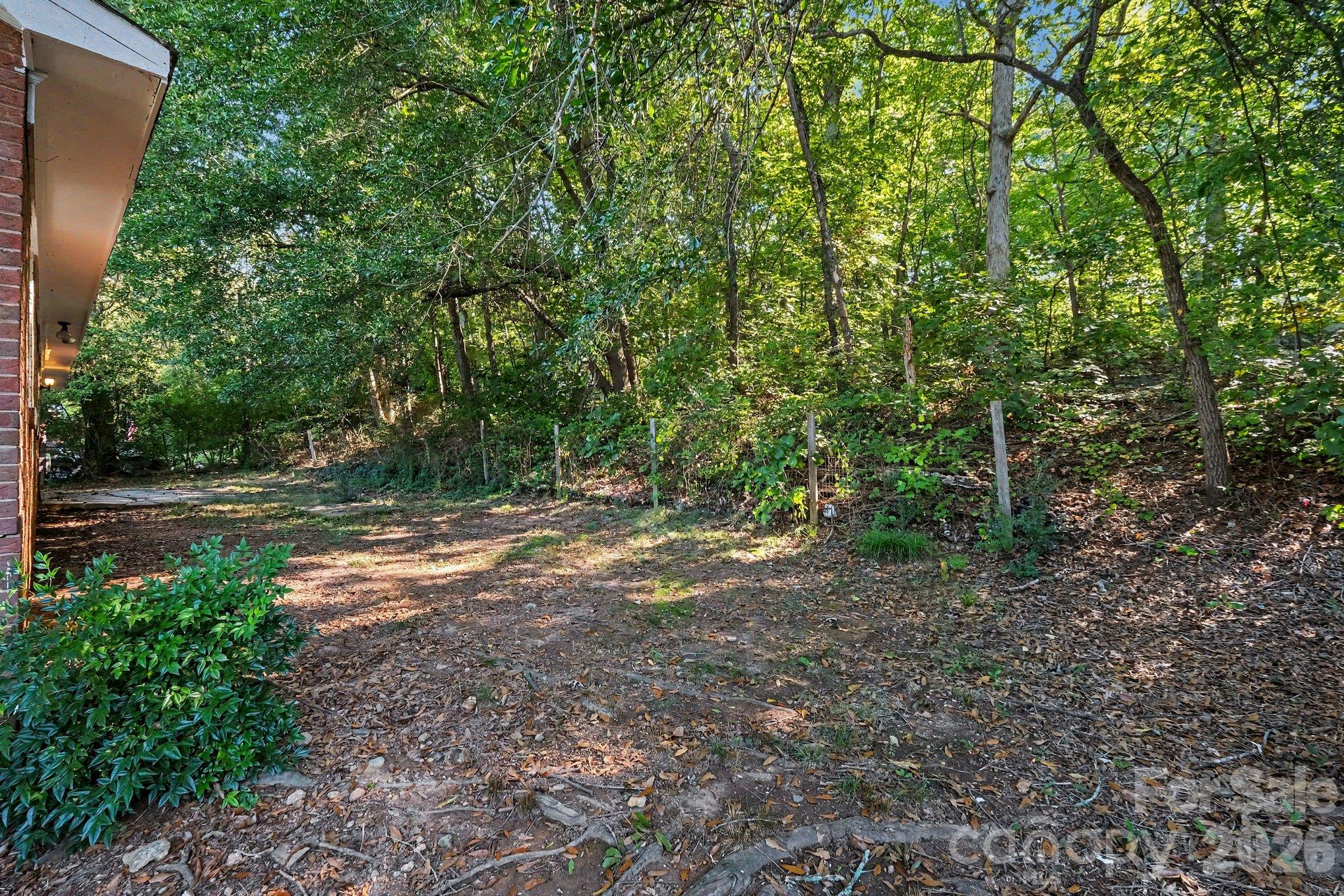 306 Hubbard Street Property Photo 33