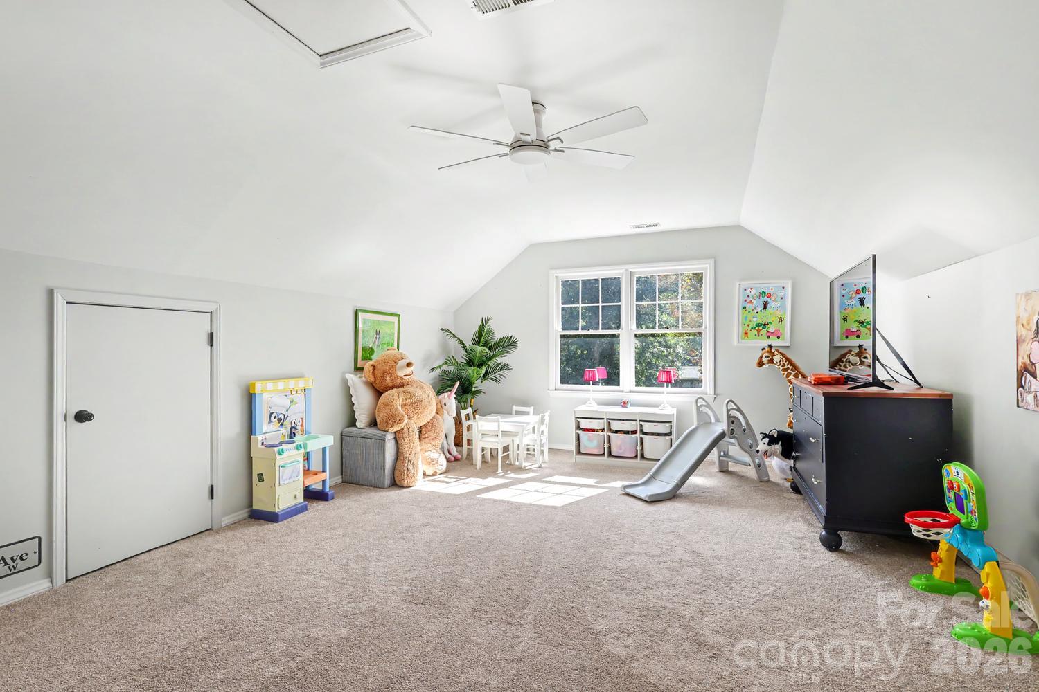 5515 Mccallum Court Property Photo 28