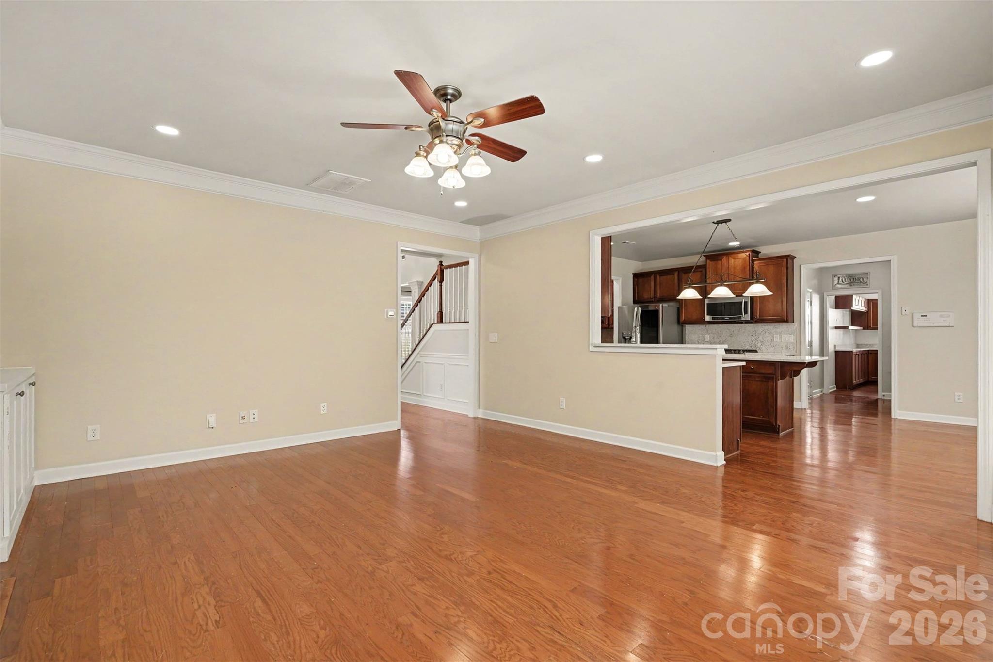 1016 Master Gunner Court Property Photo 6