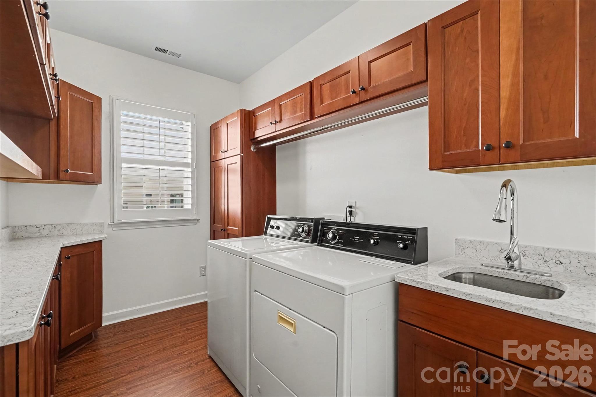 1016 Master Gunner Court Property Photo 15