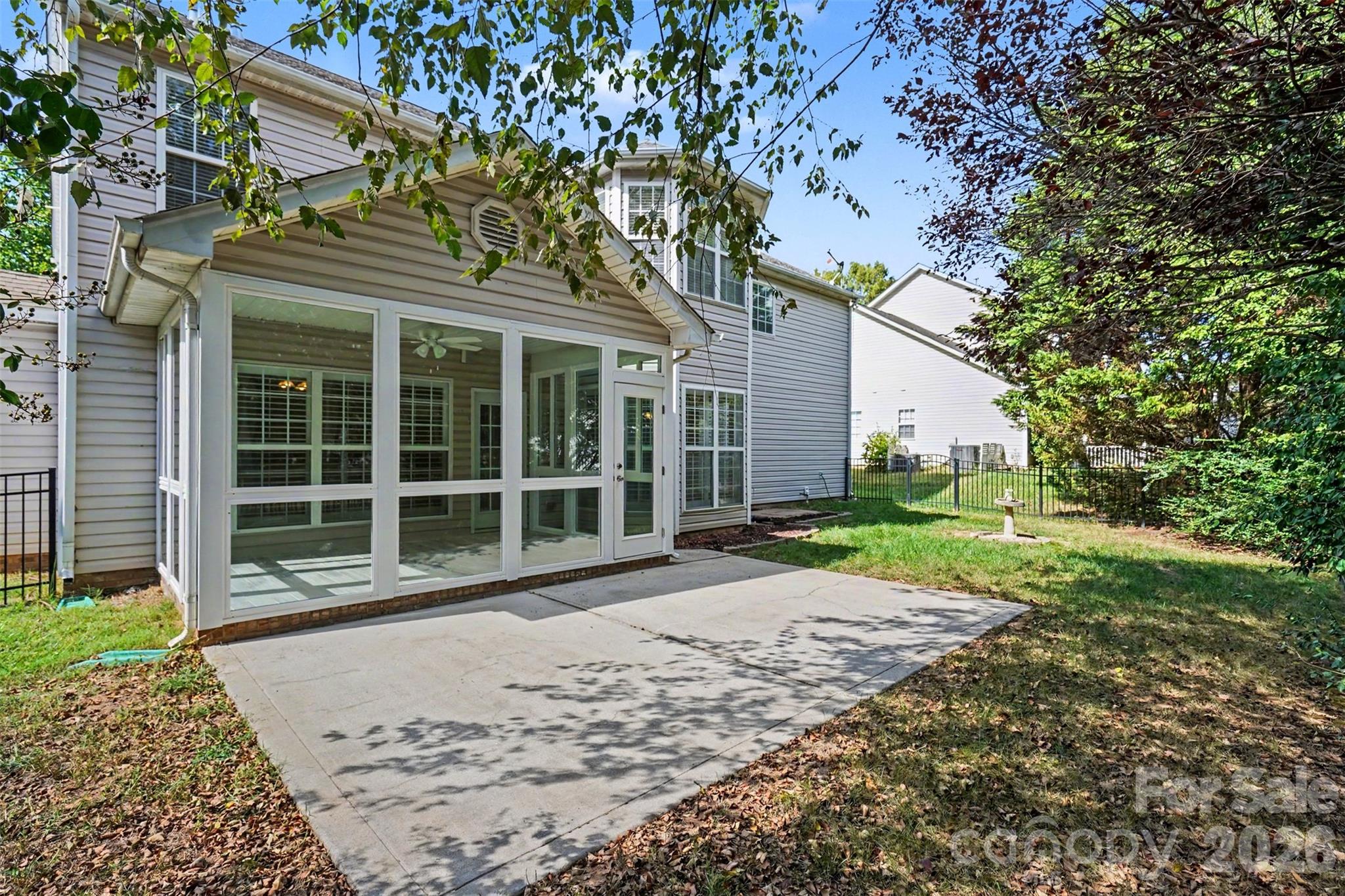 1016 Master Gunner Court Property Photo 33