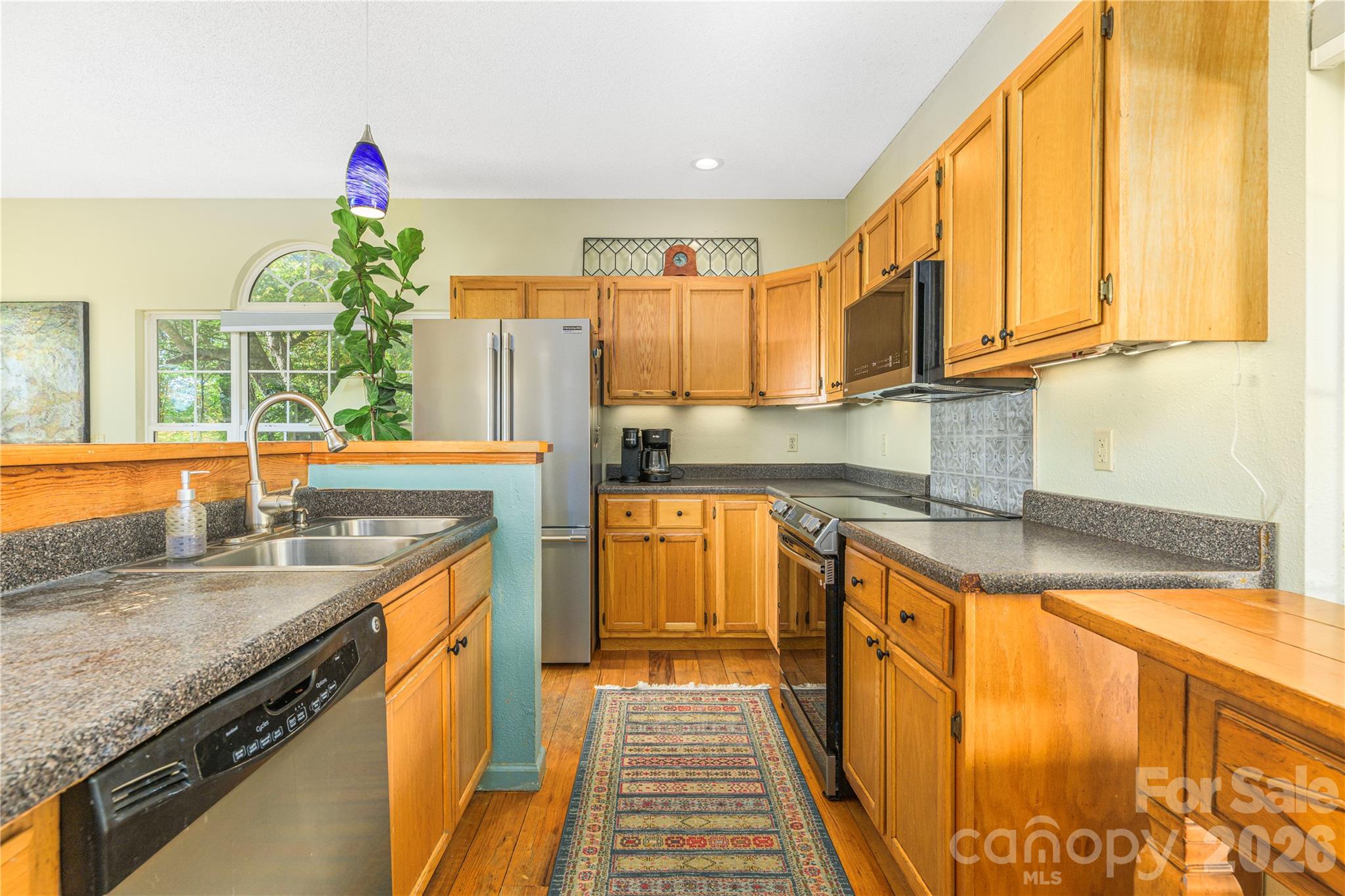 804 Madison Heights Drive Property Photo 14