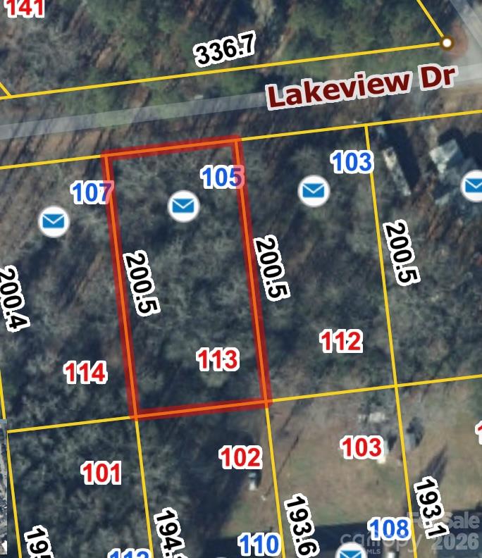 105 Lakeview Drive Property Photo 1