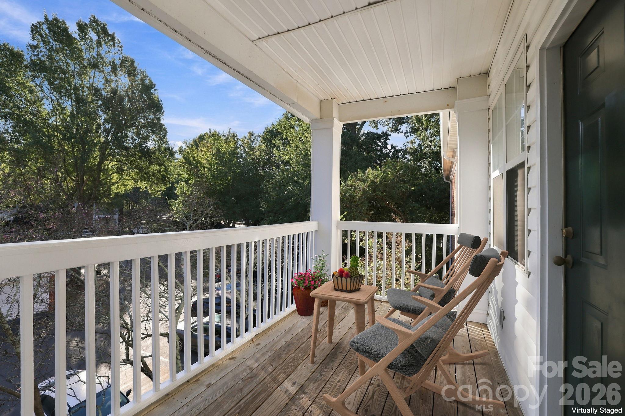5601 Fairview Road 10 Property Photo 2