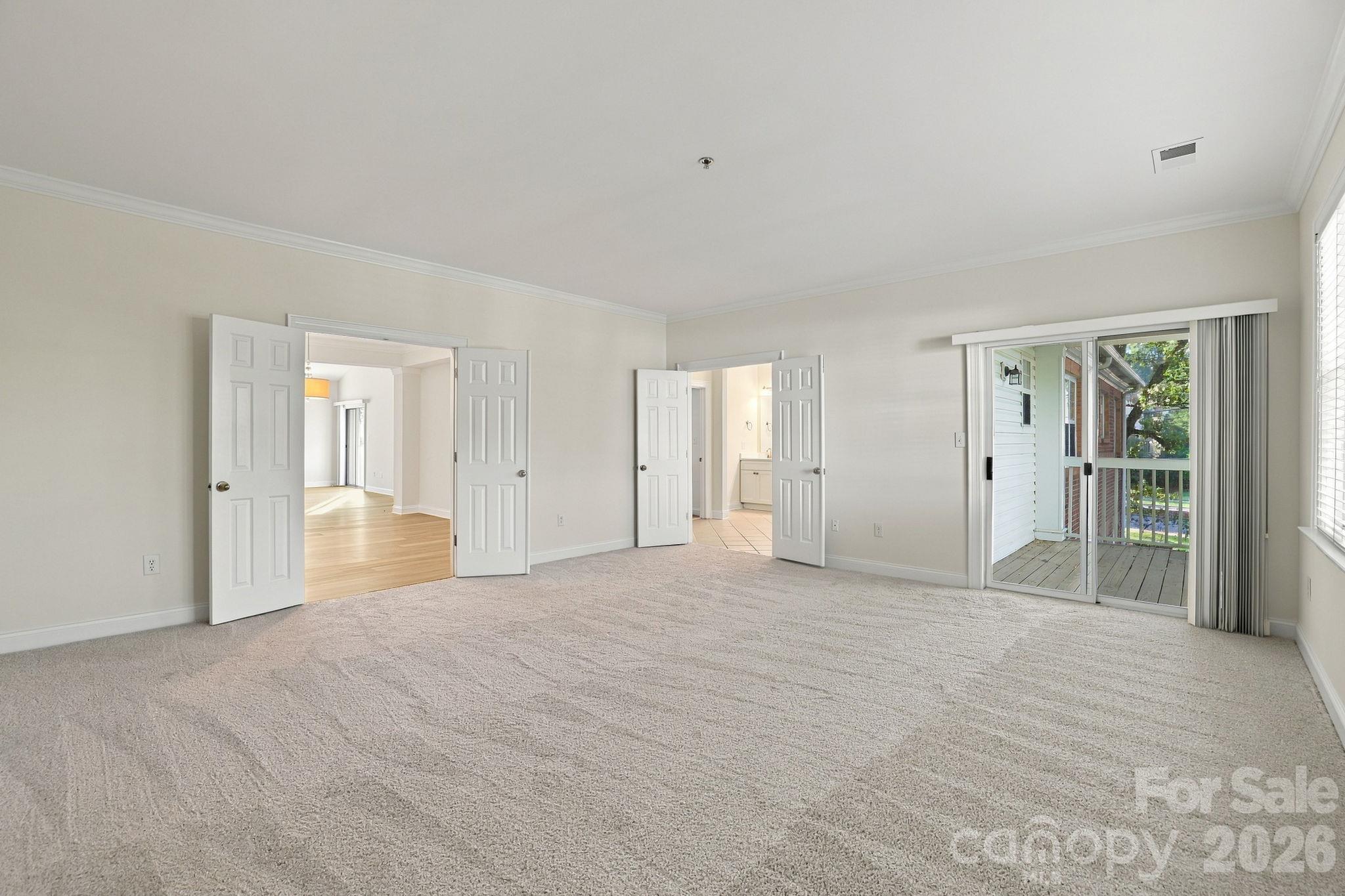 5601 Fairview Road 10 Property Photo 13