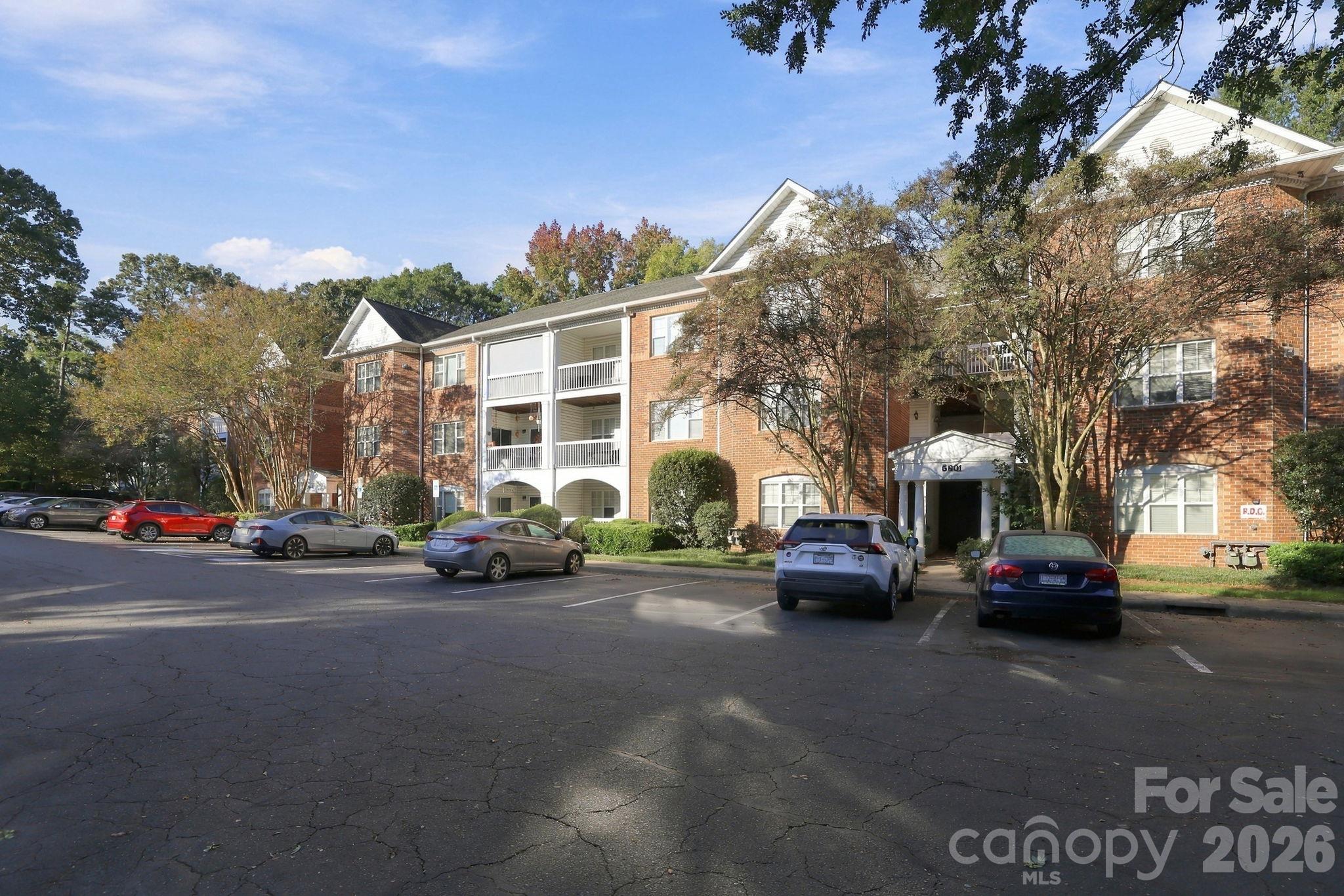 5601 Fairview Road 10 Property Photo 24