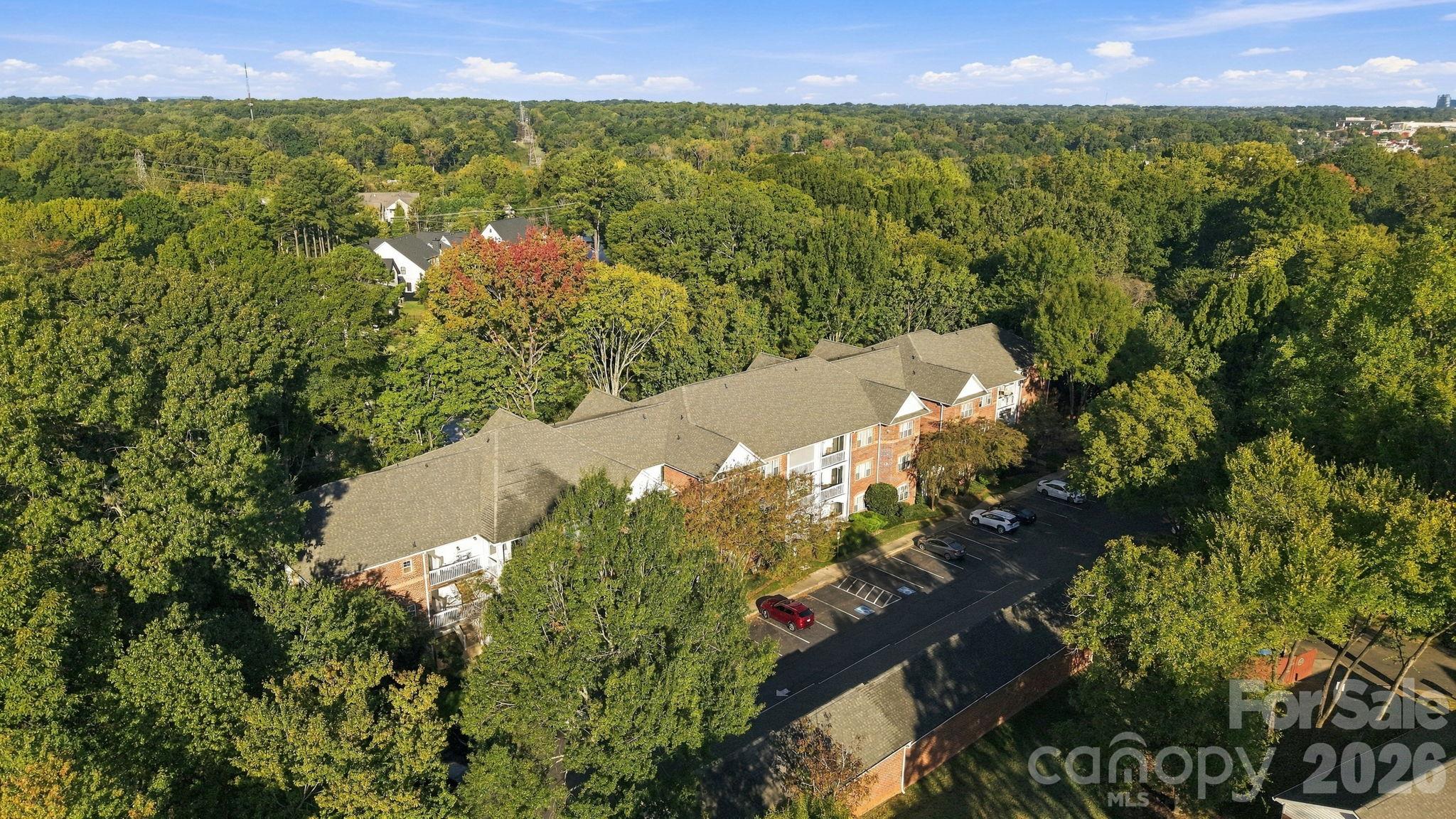 5601 Fairview Road 10 Property Photo 25