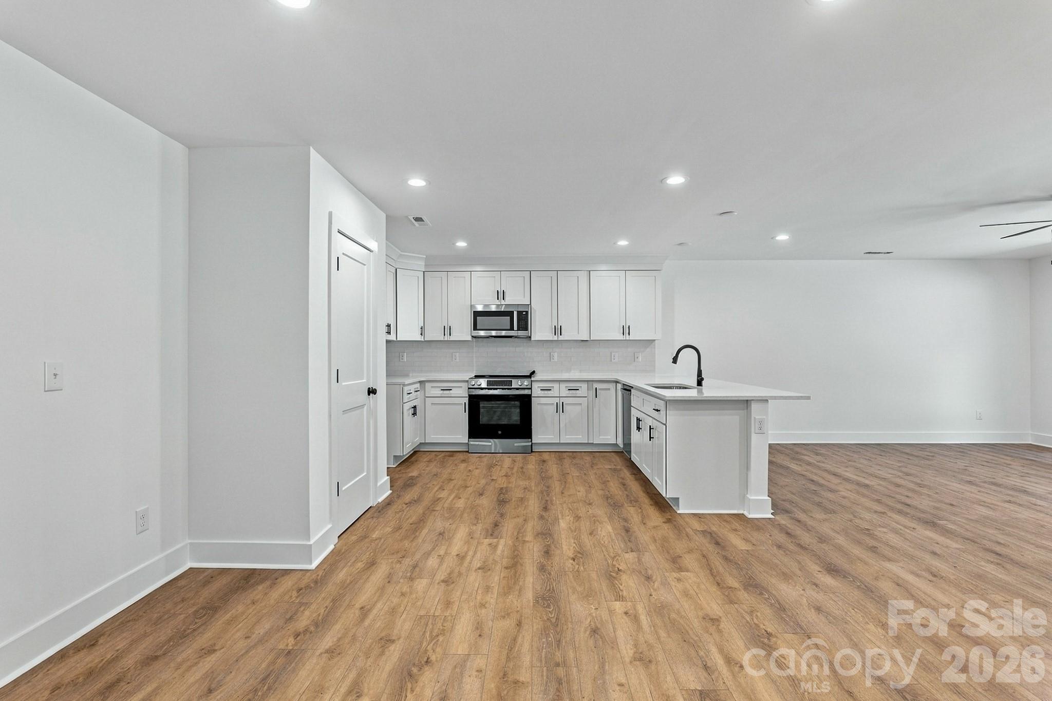 140 Four Andrews Drive Property Photo 8