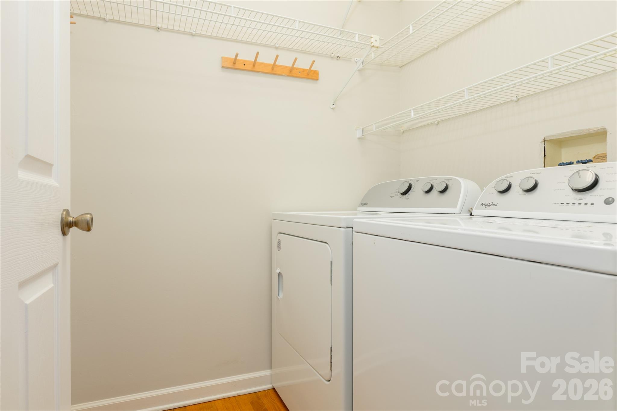 442 Armstrong Avenue Property Photo 11