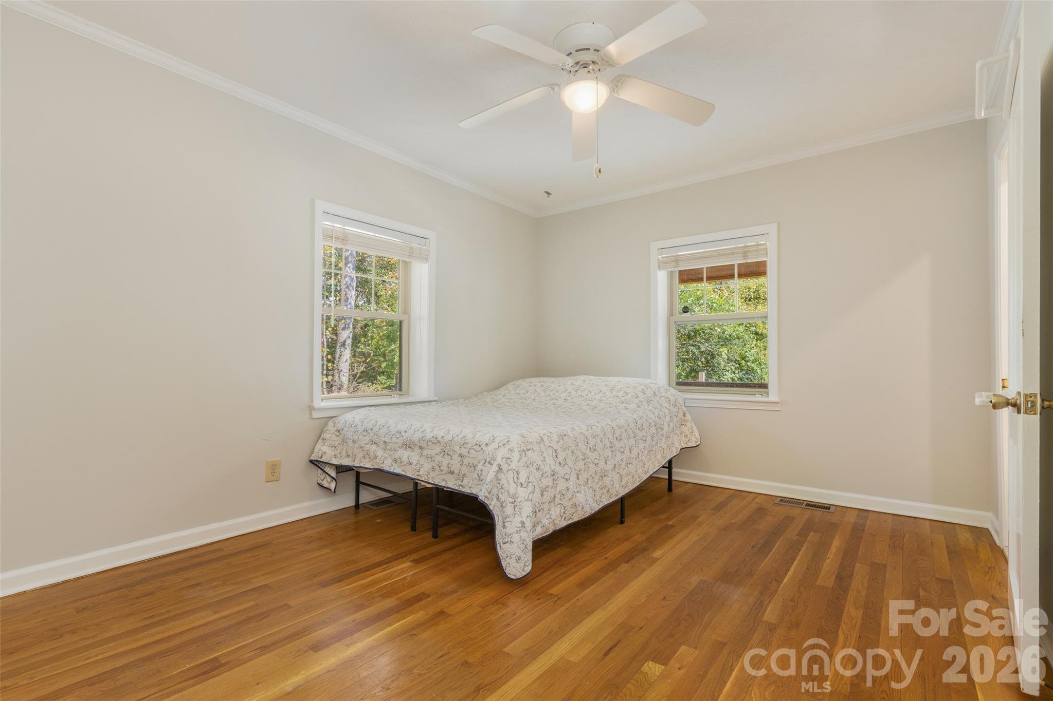442 Armstrong Avenue Property Photo 20