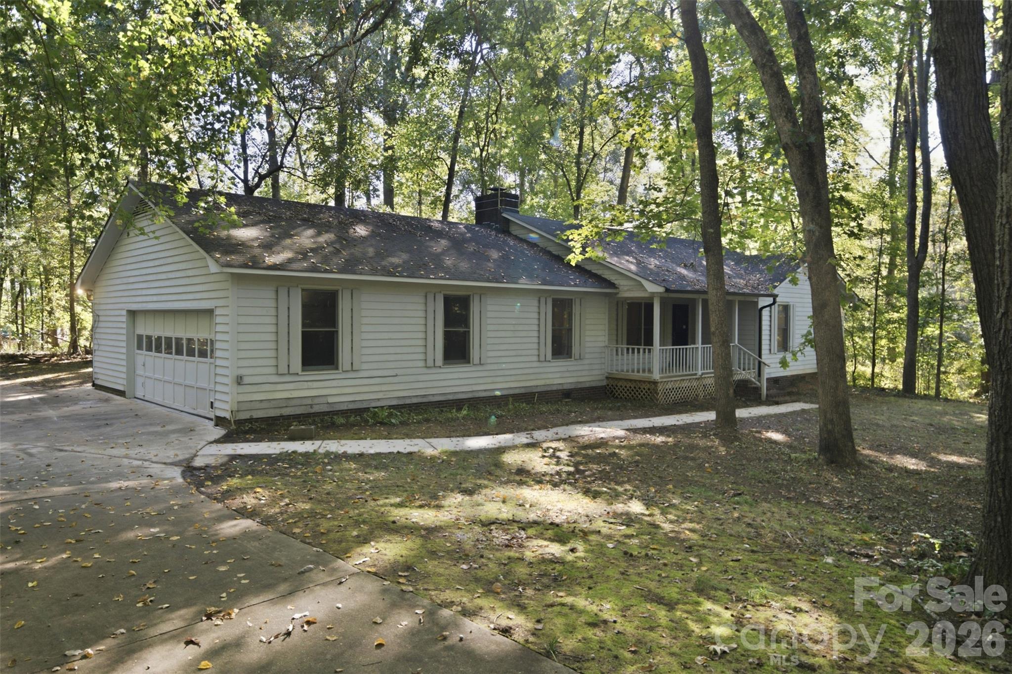 8607 Wellington Lane Property Photo 2