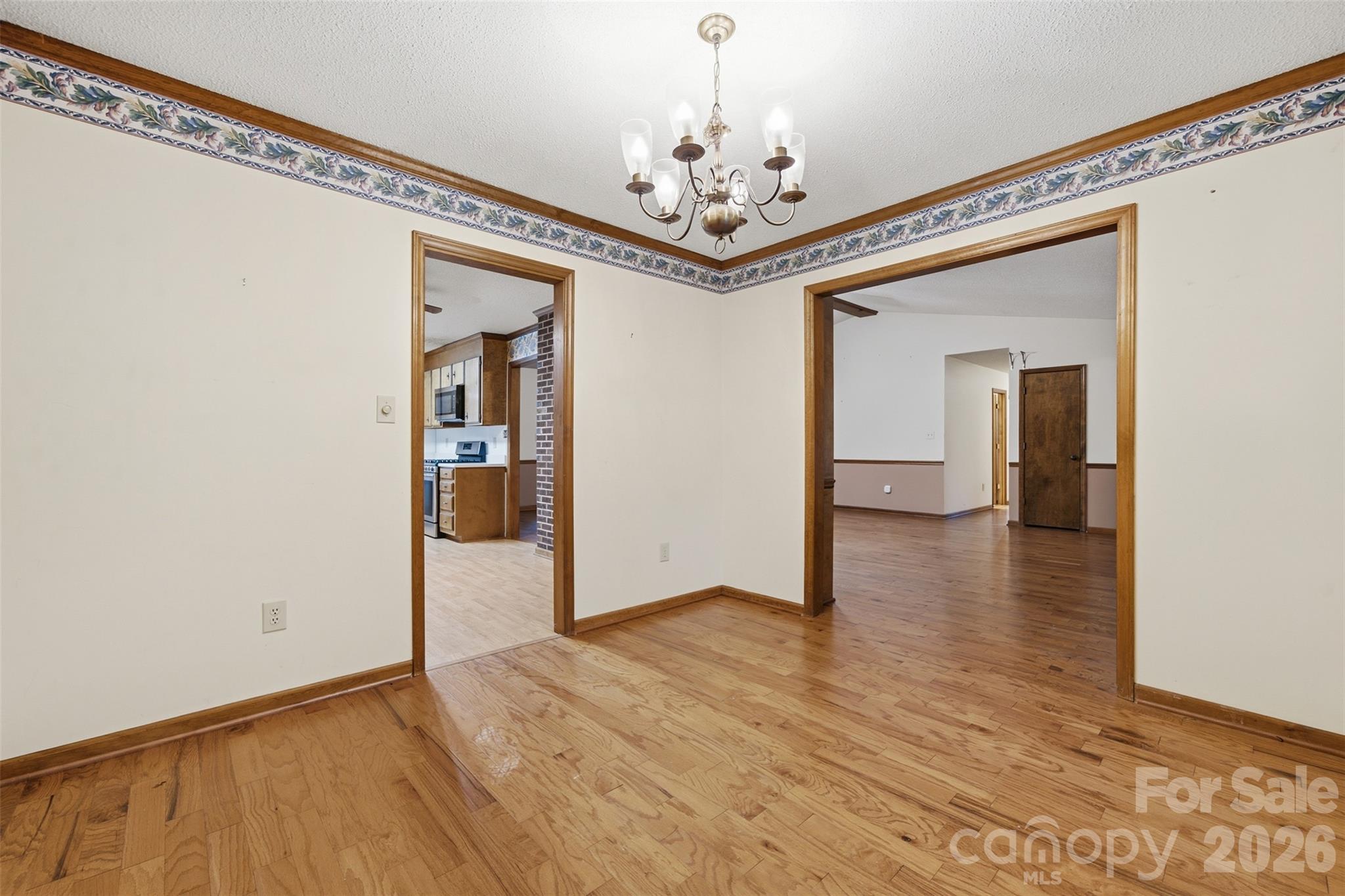 8607 Wellington Lane Property Photo 8