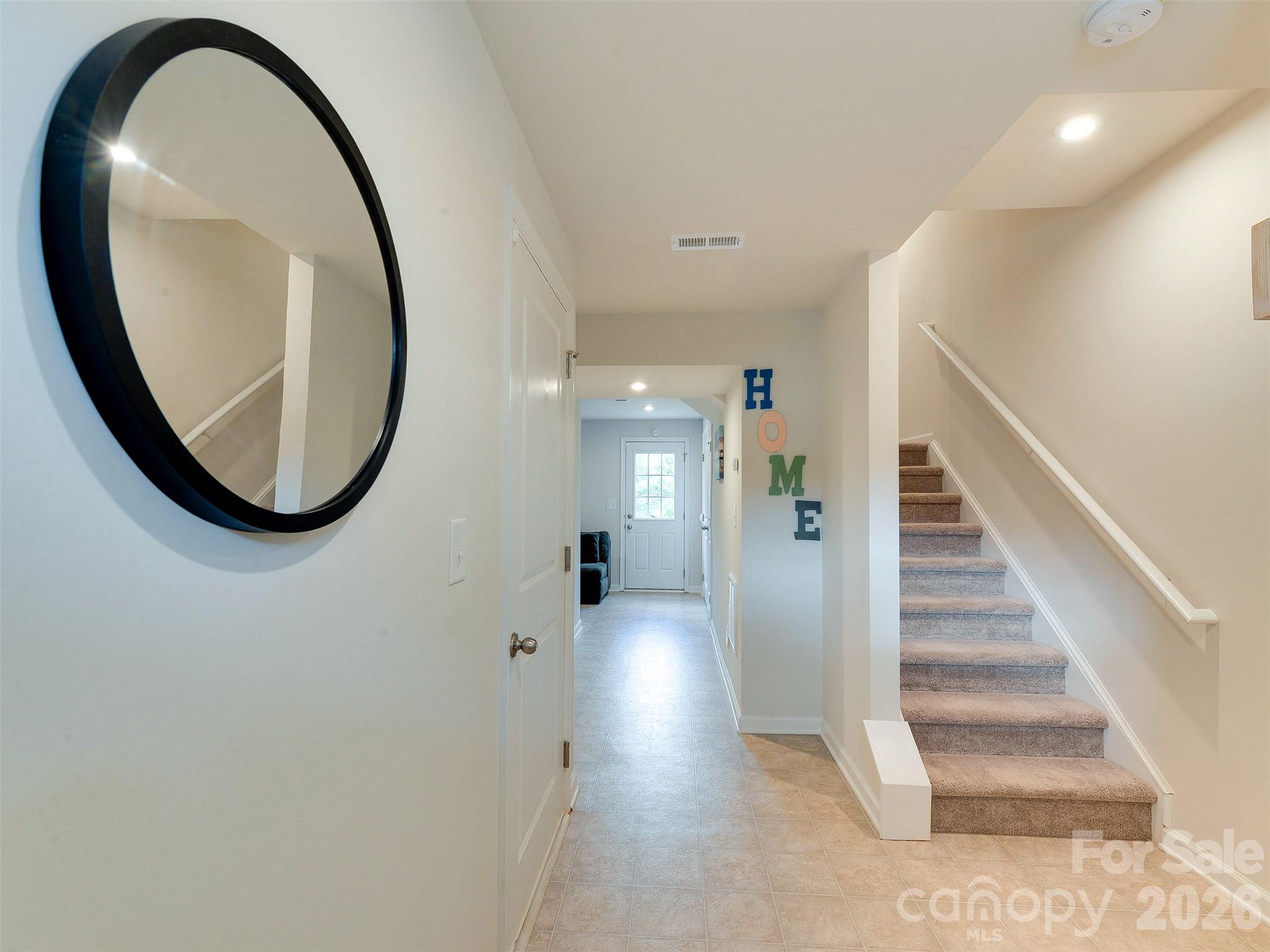 6105 Cutwater Circle Property Photo 4