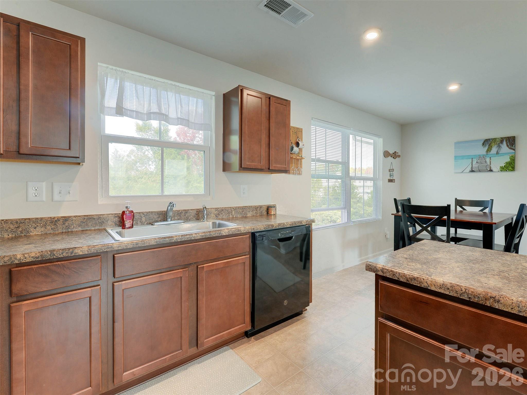 6105 Cutwater Circle Property Photo 13