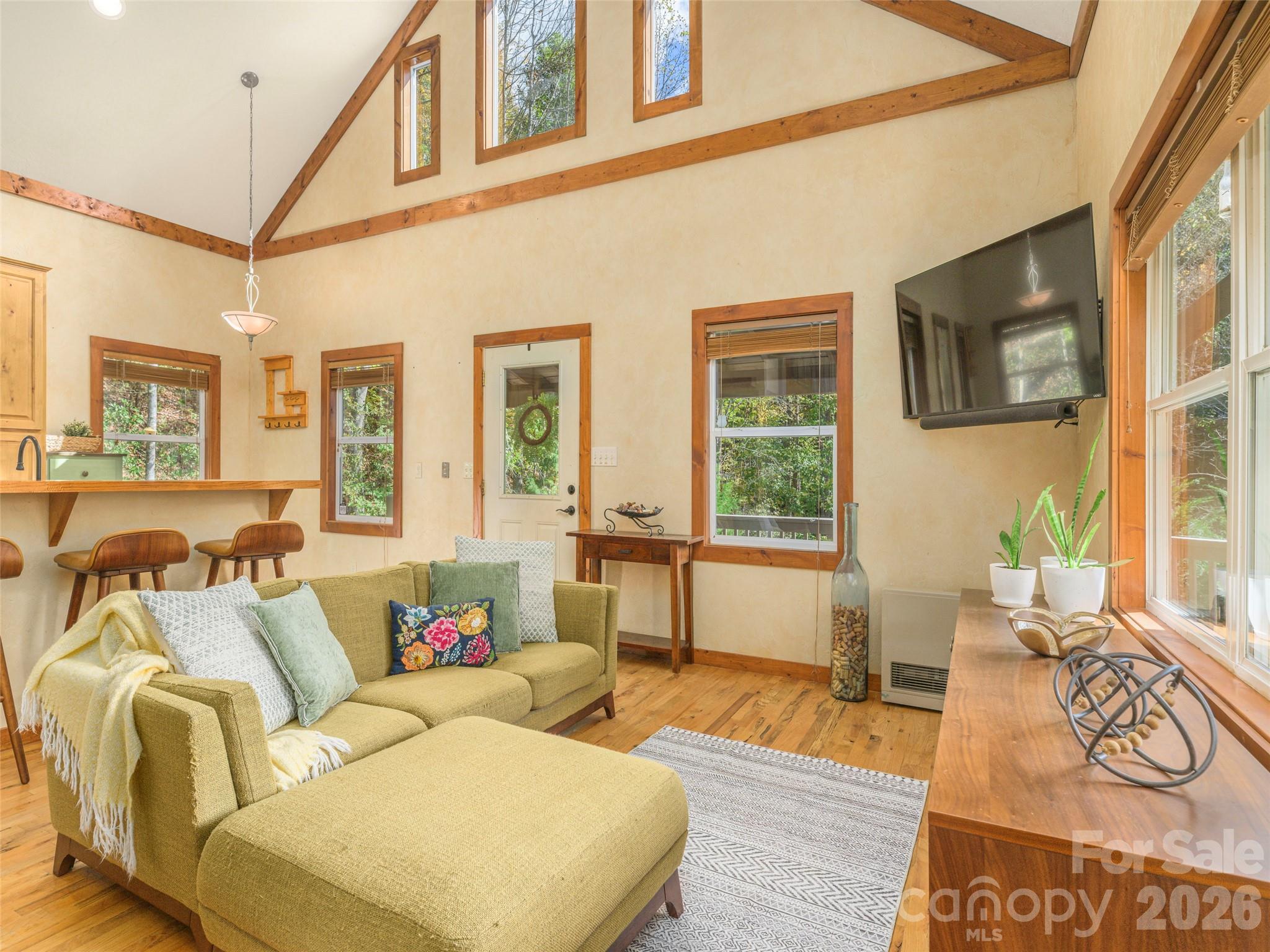 43 Rough Knob Road Property Photo 6