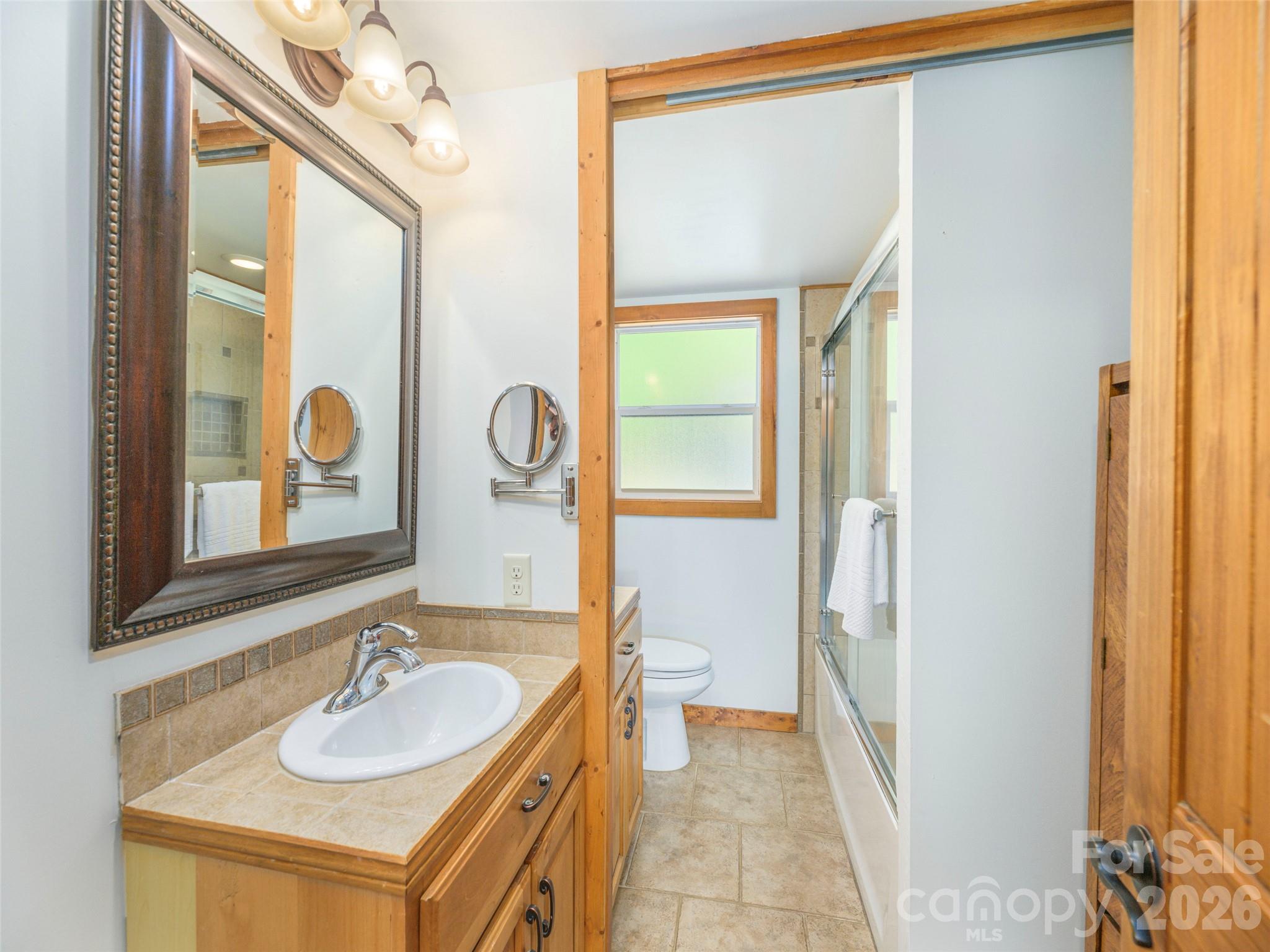 43 Rough Knob Road Property Photo 18