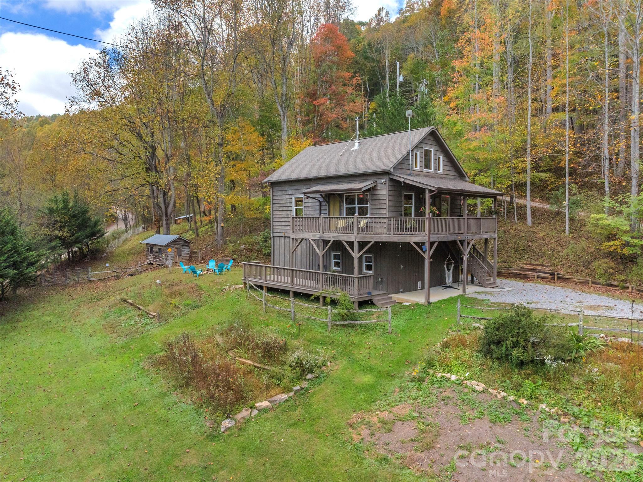 43 Rough Knob Road Property Photo 29