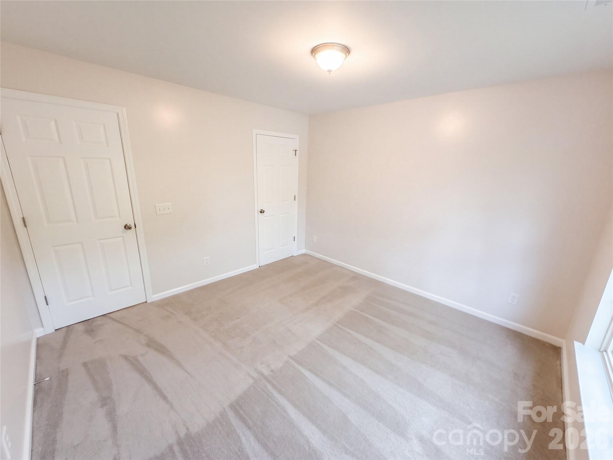 9339 Autumn Applause Drive Property Photo 14