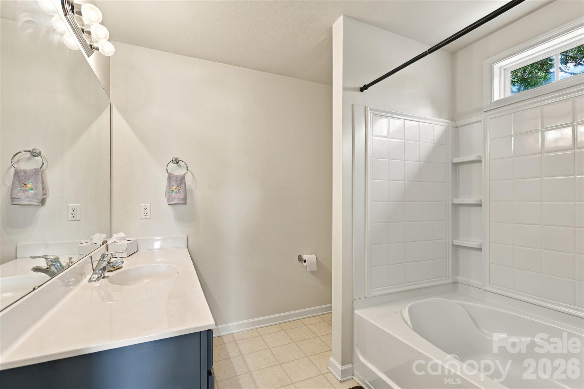 4201 Town Center Road Property Photo 18