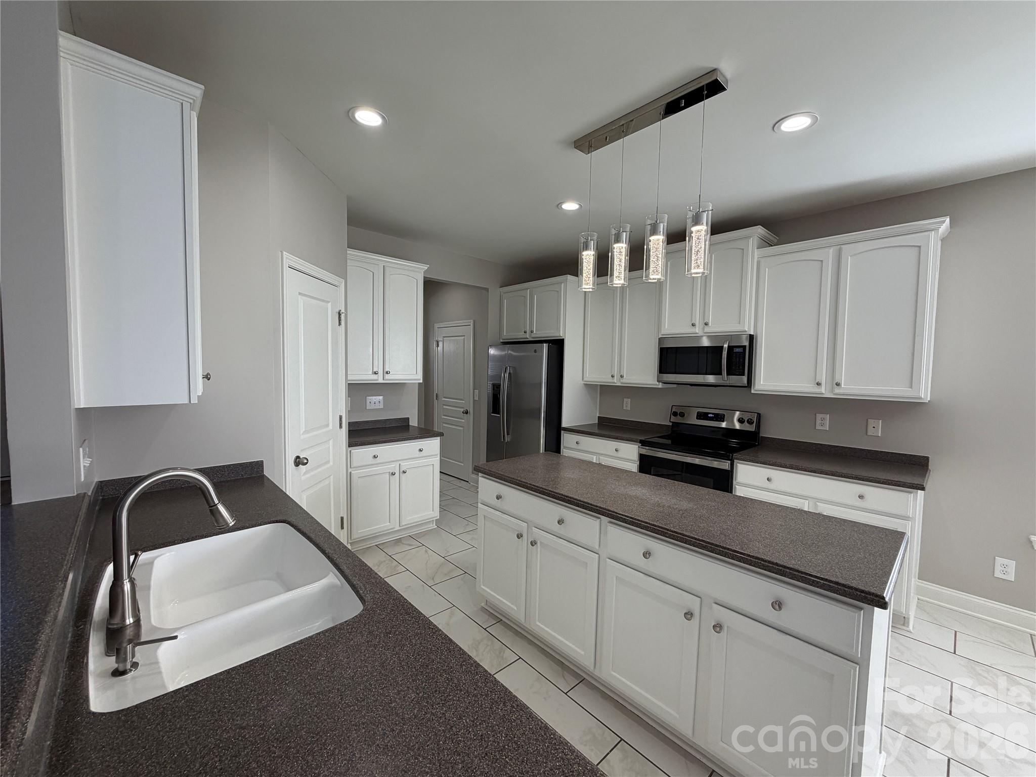 1003 Defoor Court Property Photo 15