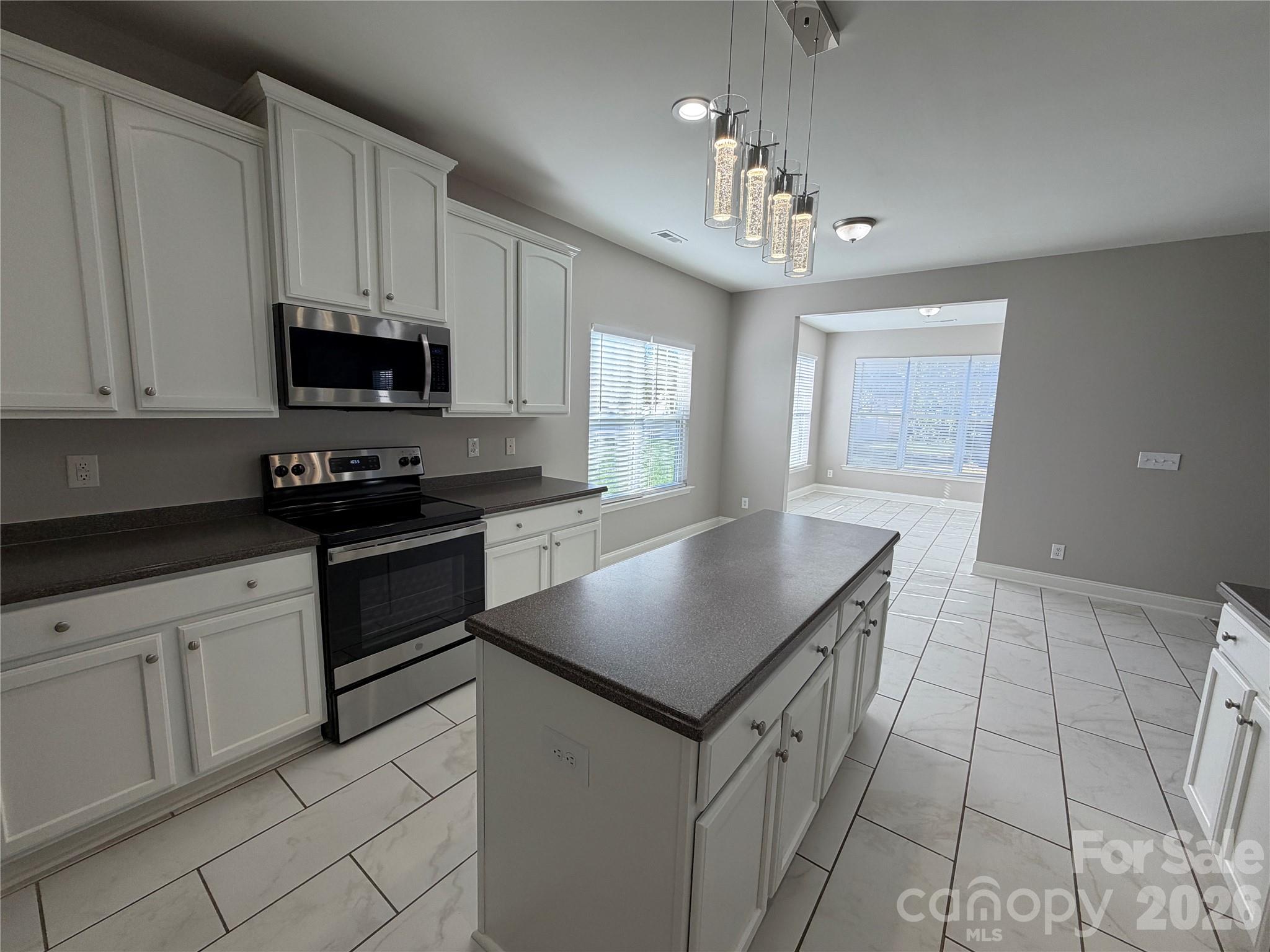 1003 Defoor Court Property Photo 16