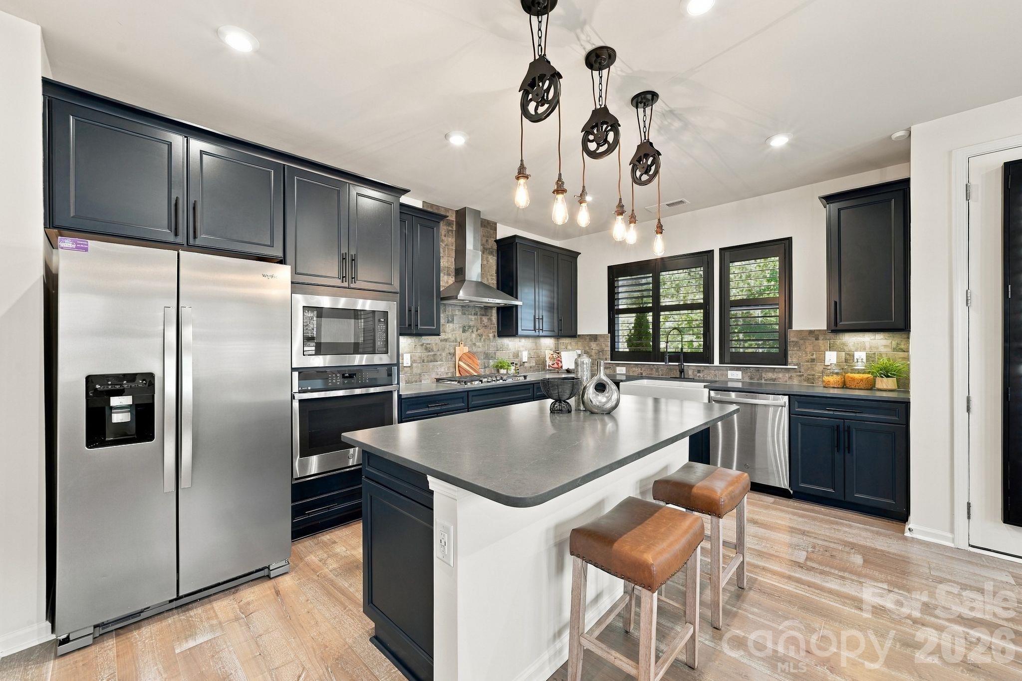 131 Forest Lake Boulevard A Property Photo 8