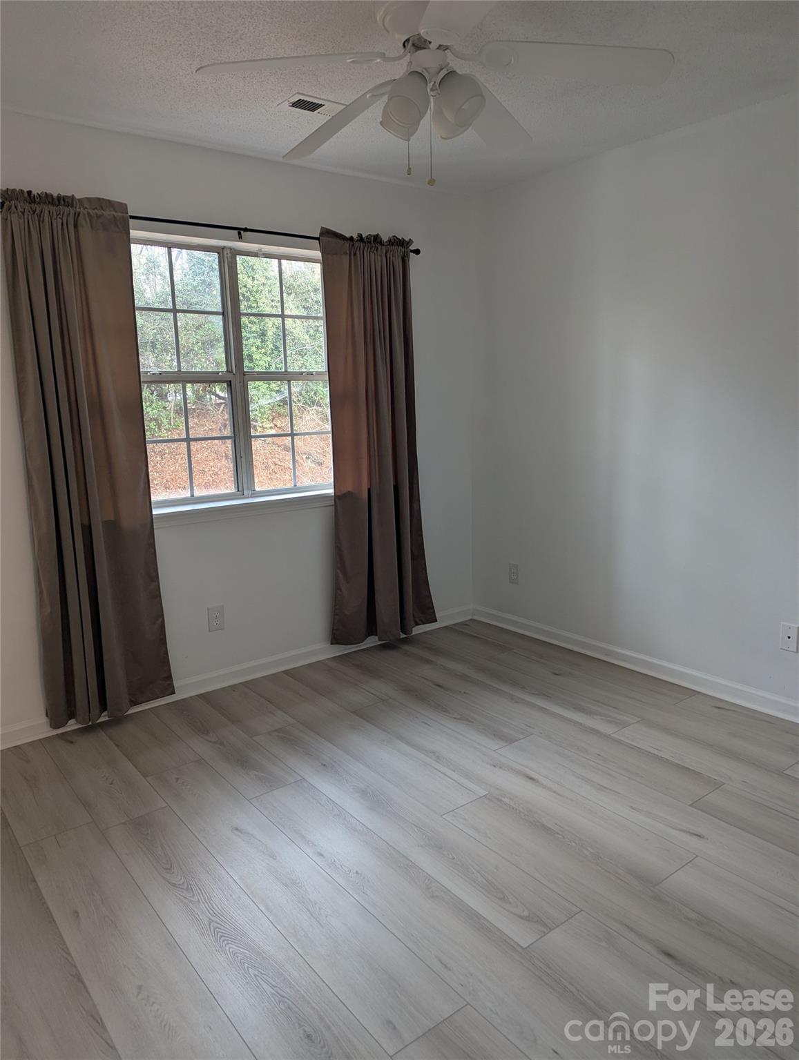 5976 Prescott Court Property Photo 14