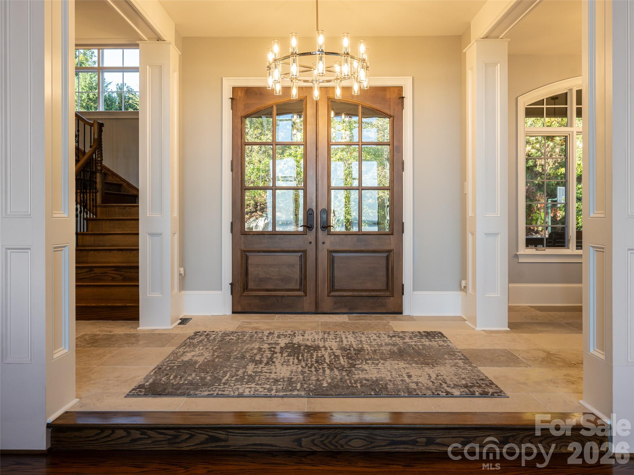 637 Altamont View Property Photo 7