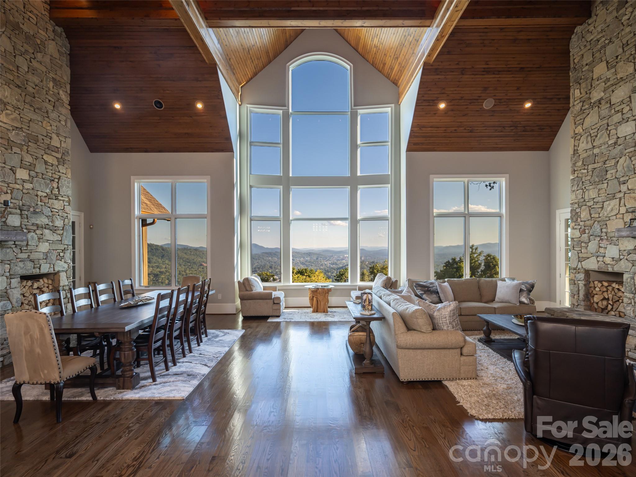 637 Altamont View Property Photo 10