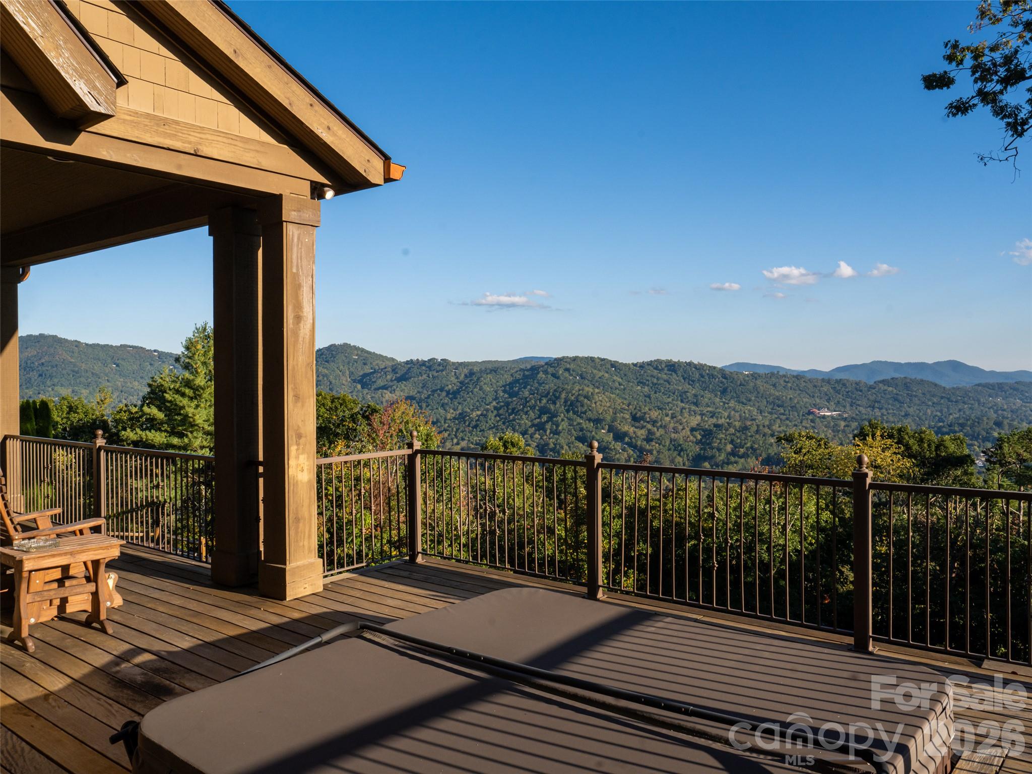 637 Altamont View Property Photo 29