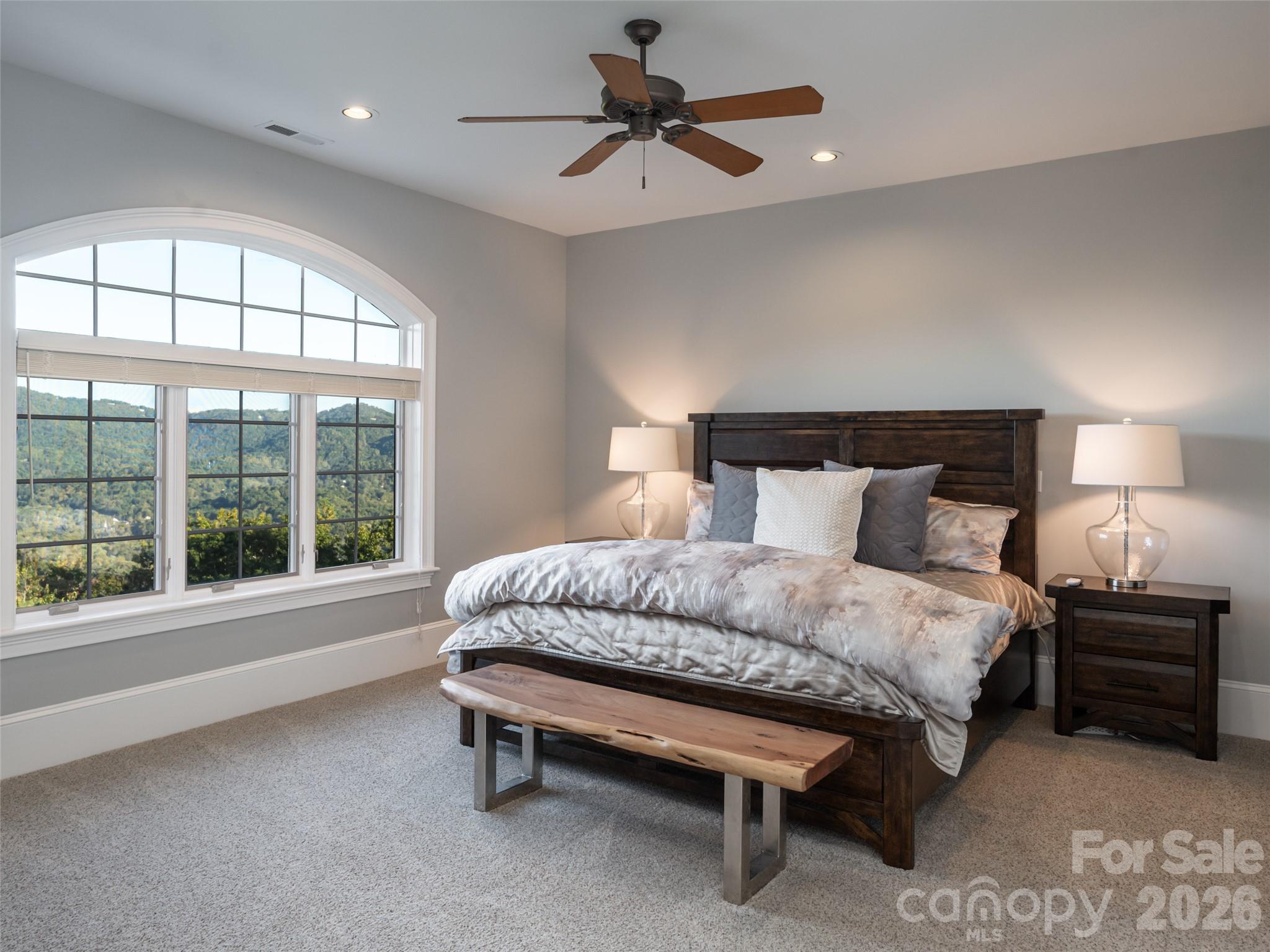 637 Altamont View Property Photo 31