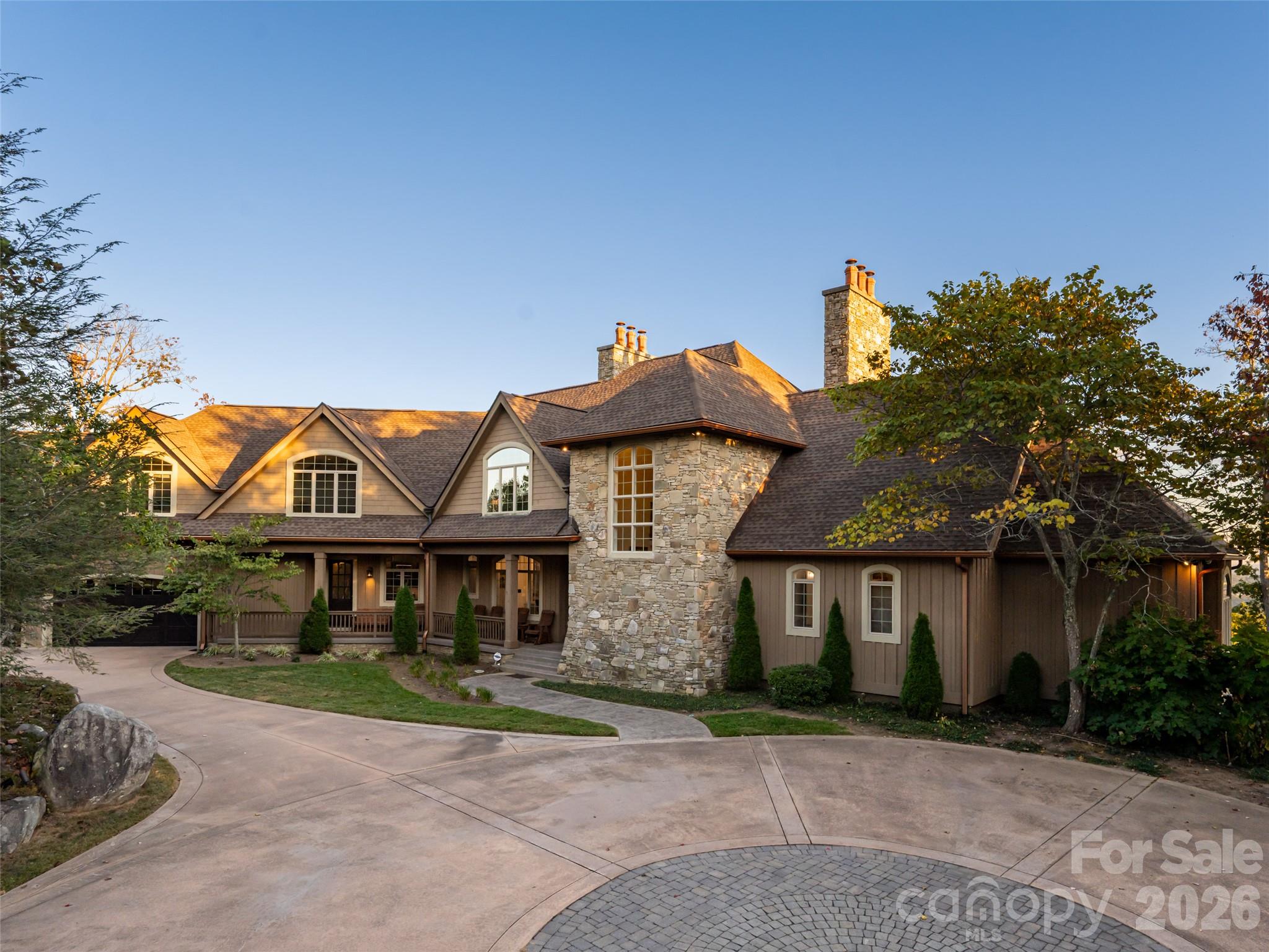 637 Altamont View Property Photo 47