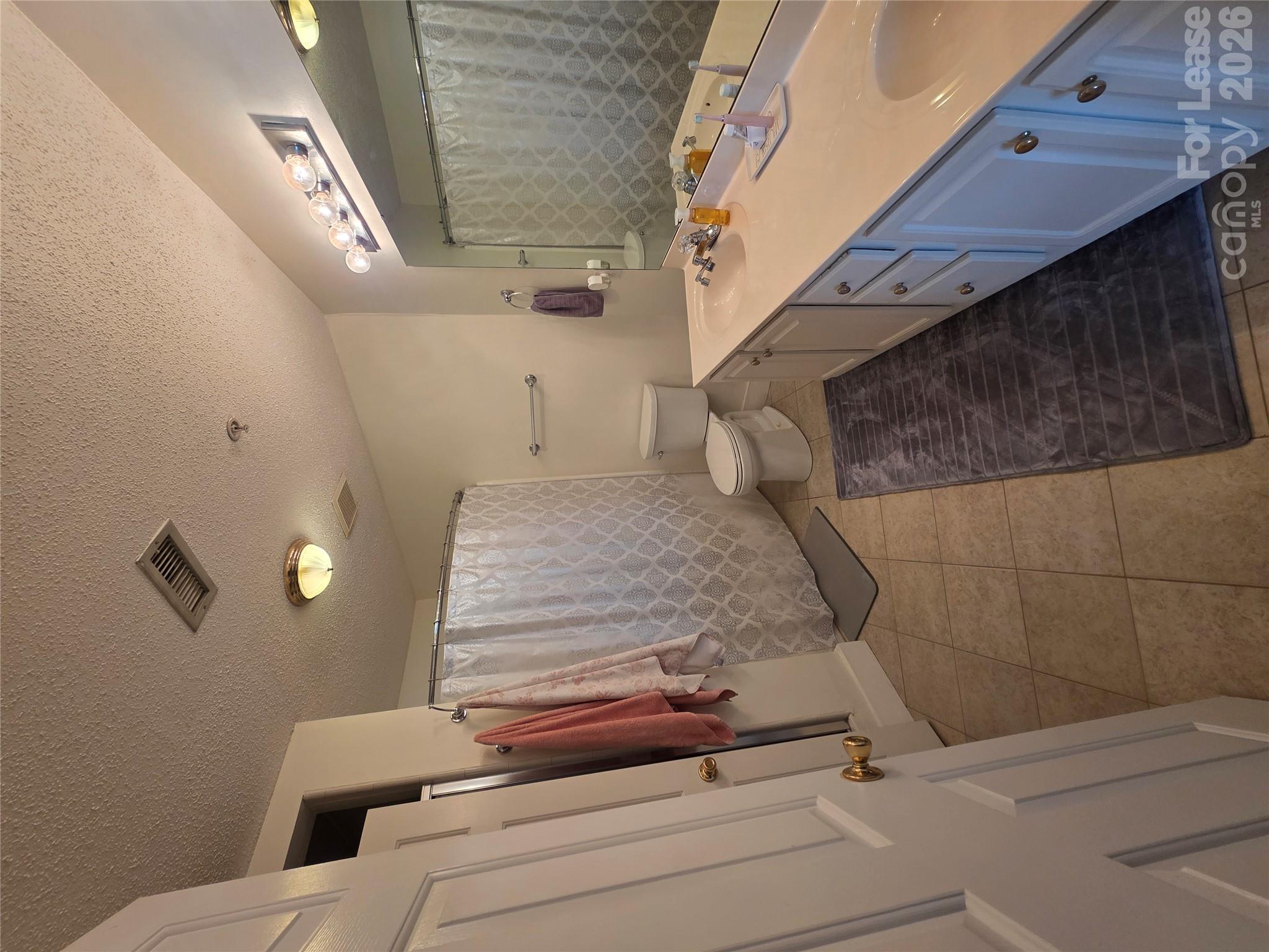 1301 Torrence Circle Property Photo 15