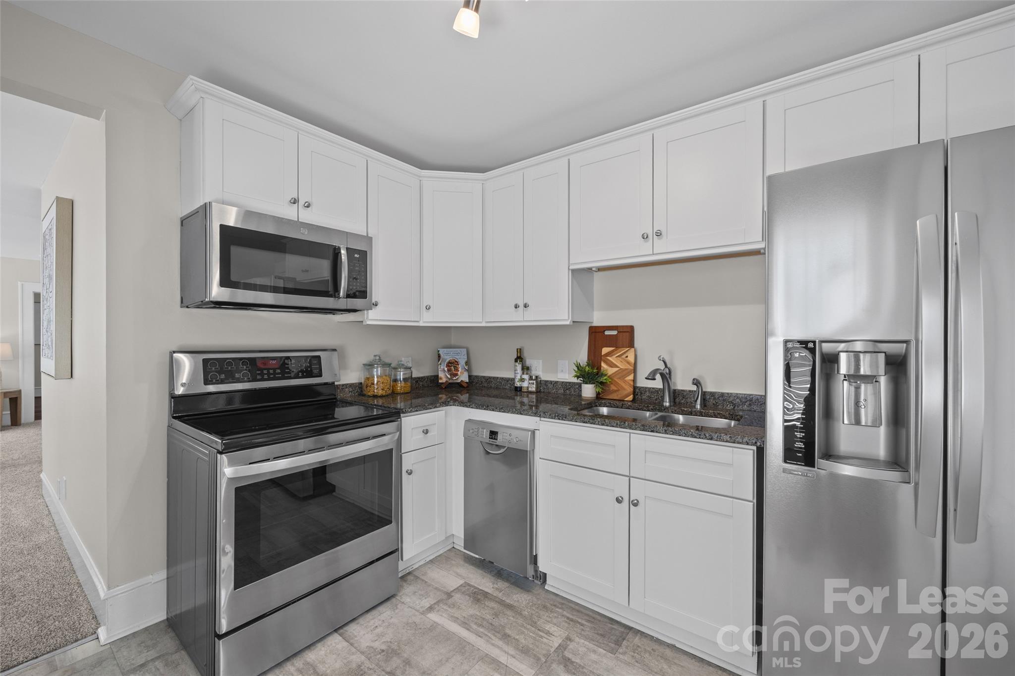 1501 Cleveland Avenue C Property Photo 12
