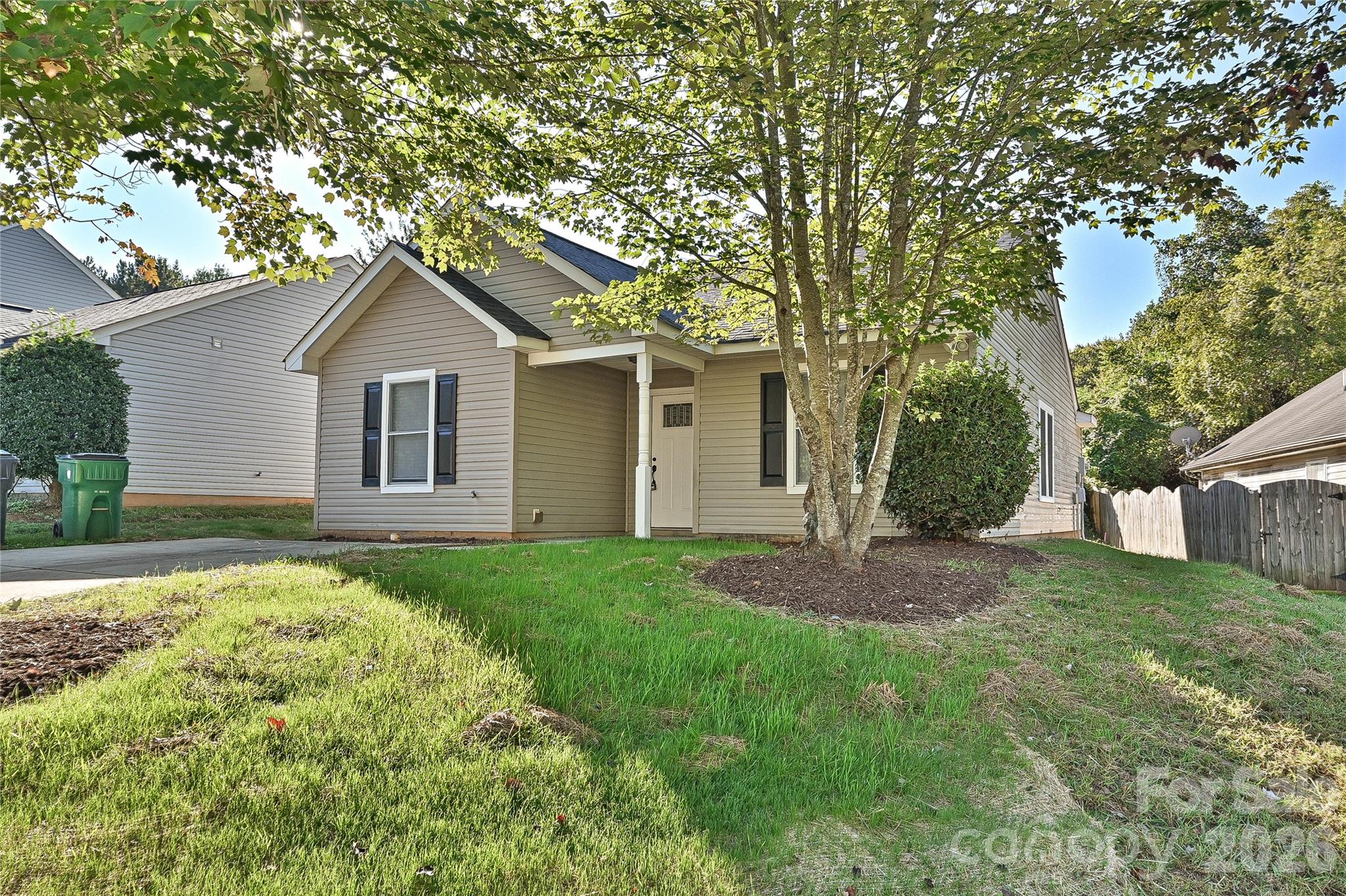 1610 Forest Stream Court Property Photo 1