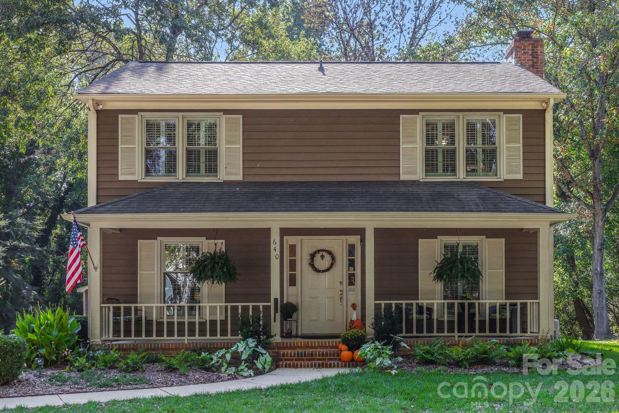 640 Heather Lane Property Photo 1