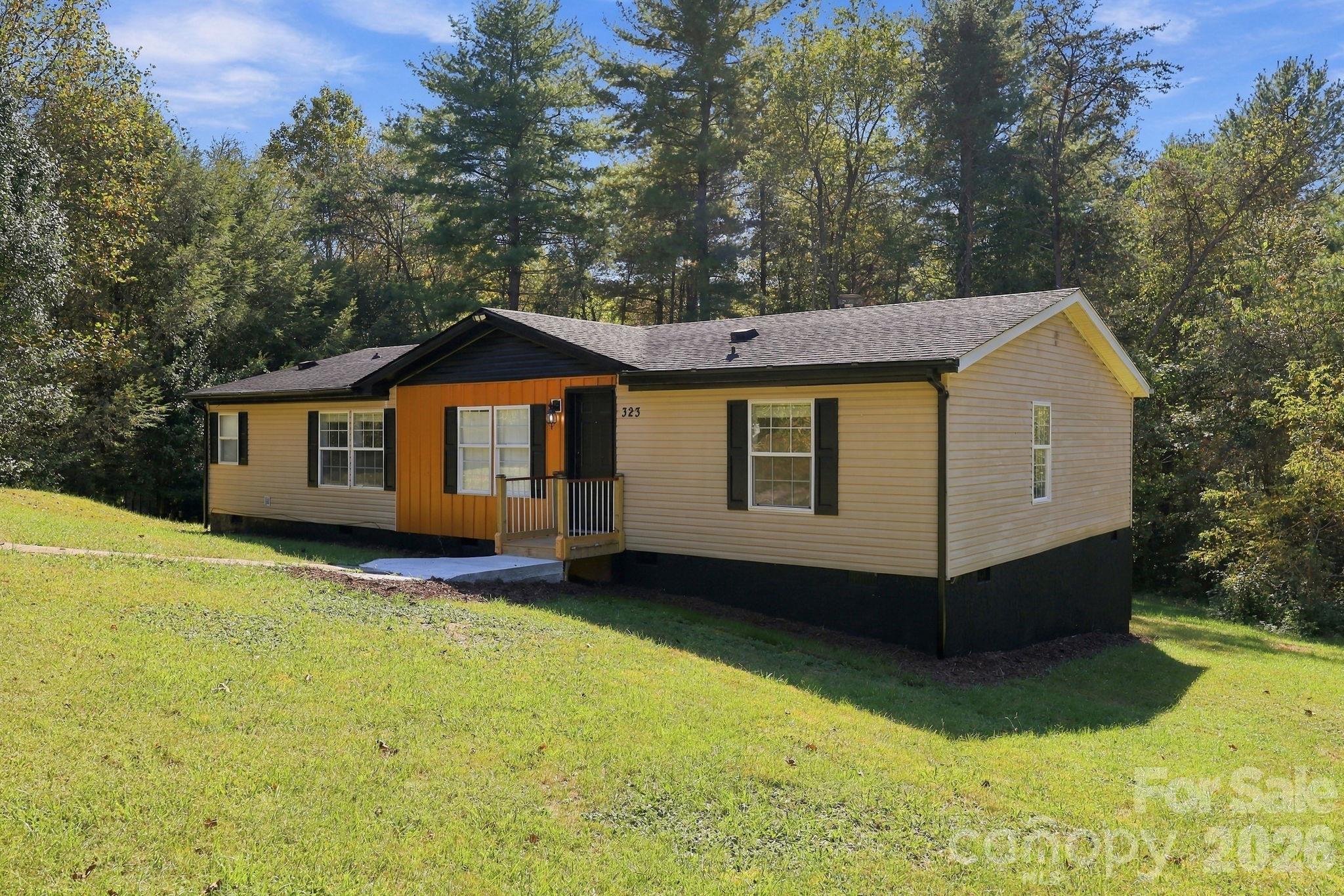 323 Dogwood Road Property Photo 2