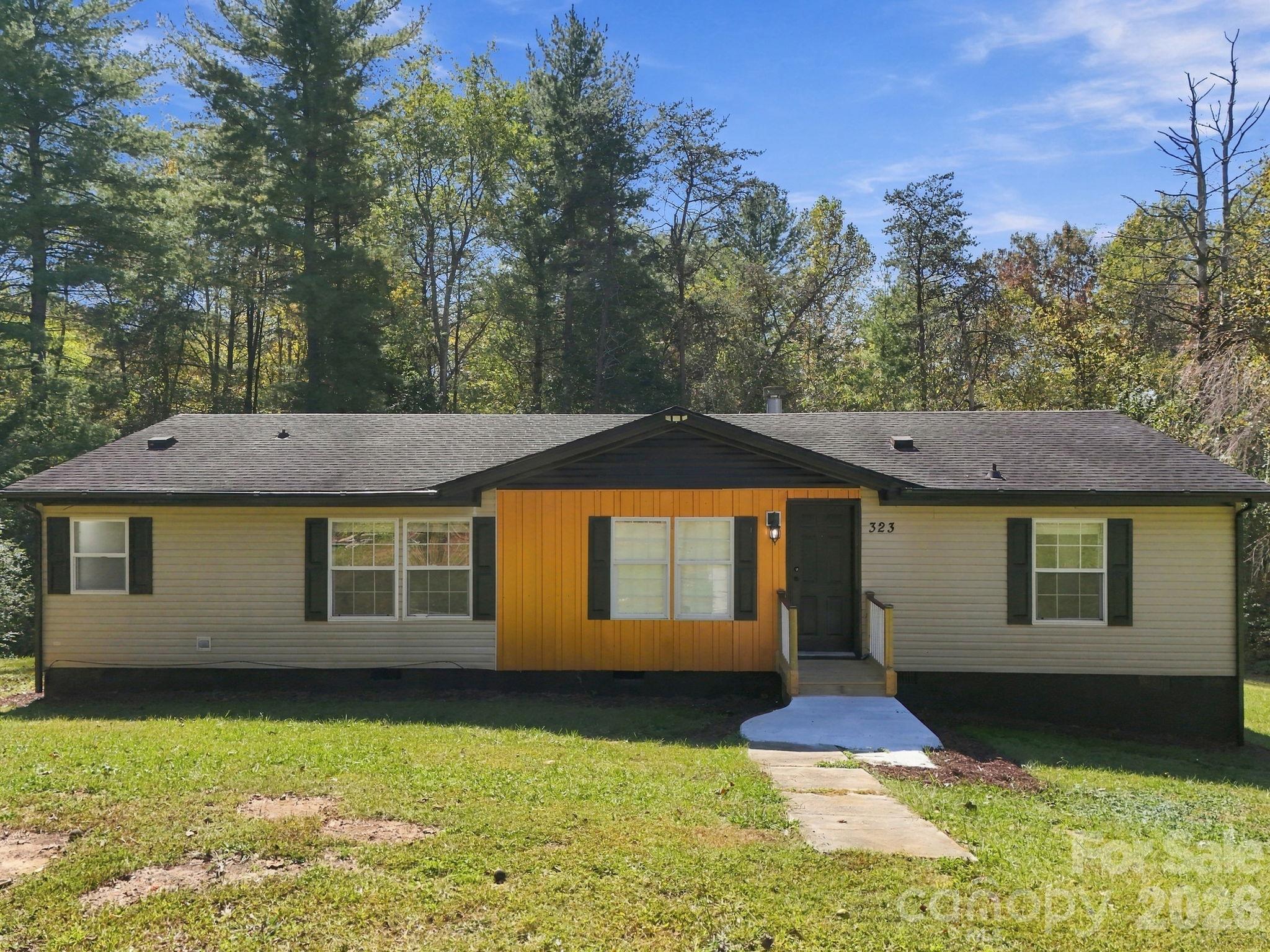 323 Dogwood Road Property Photo 3