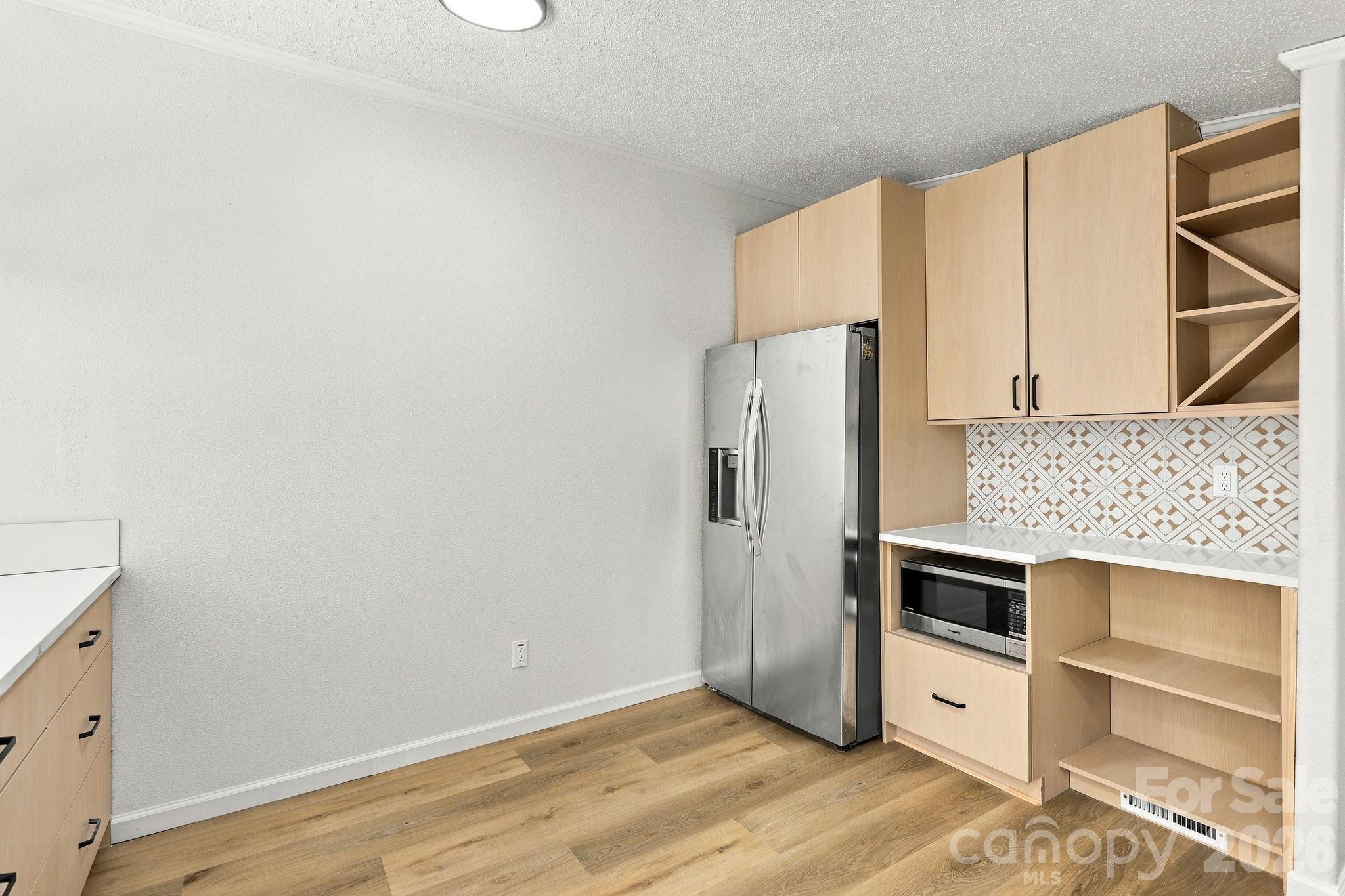 323 Dogwood Road Property Photo 8